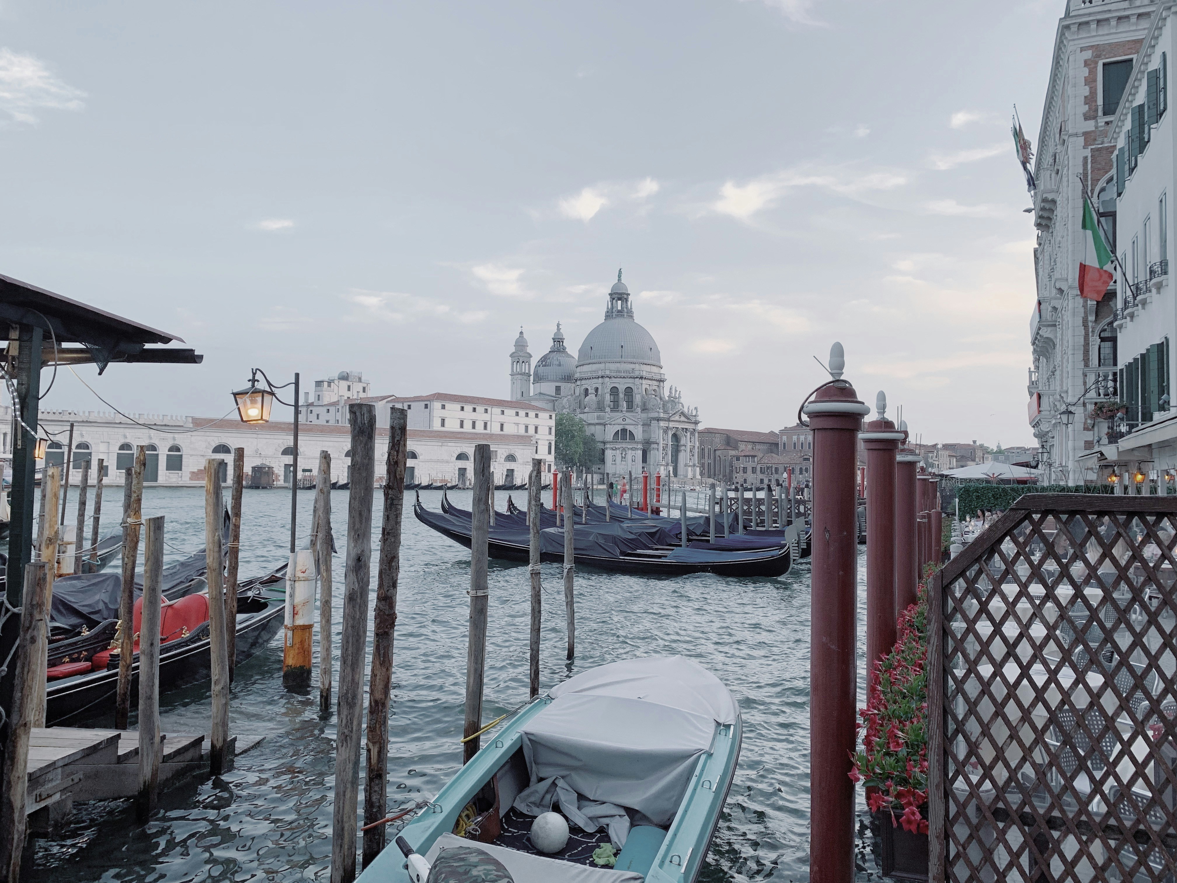 Photo by jonathanarbely