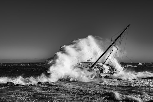 a boat that is sitting in the water