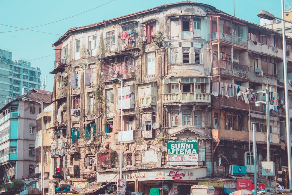 a large building with lots of windows and balconies