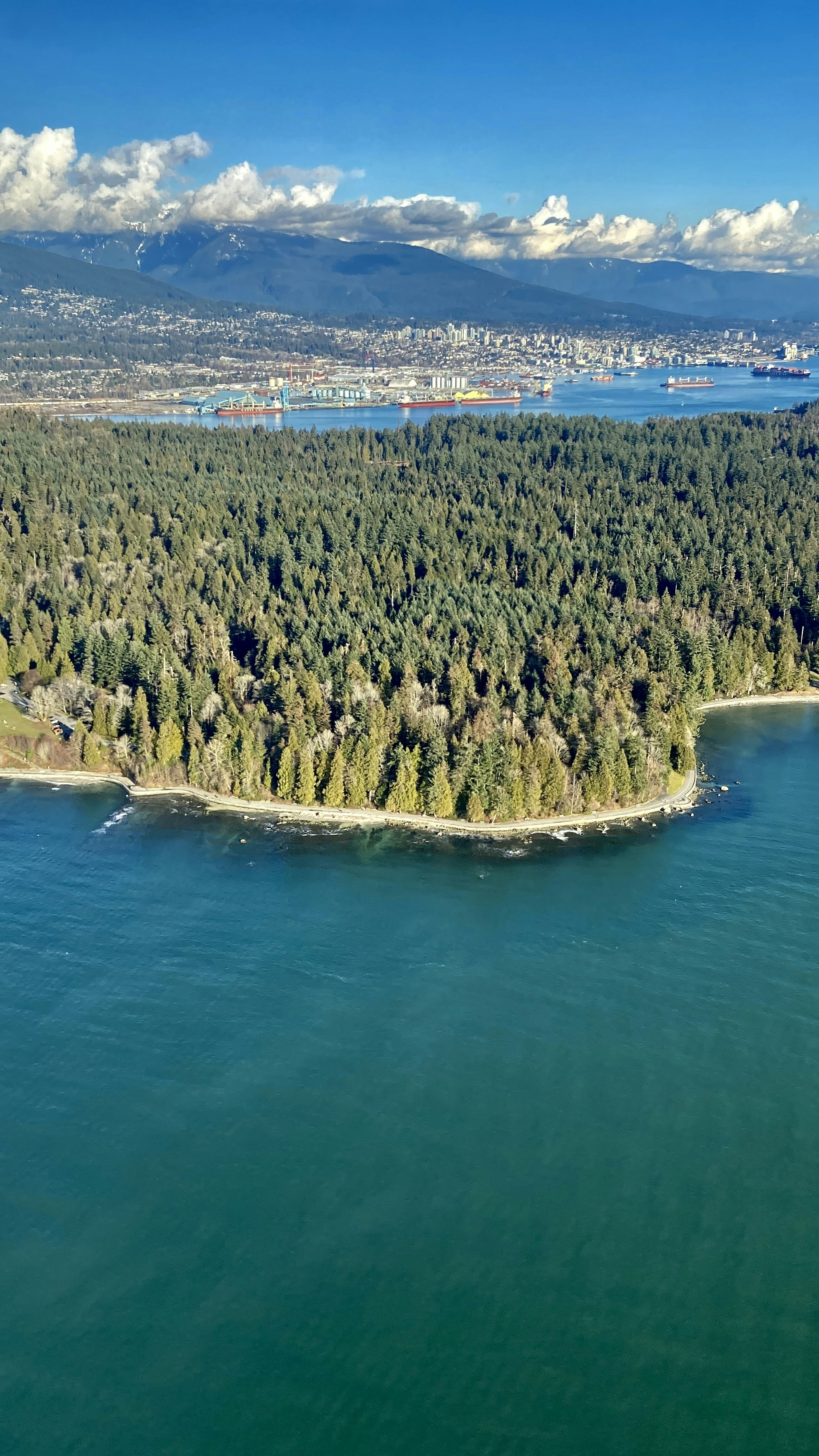 Photo by rubinaajdary