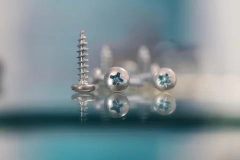 Handle screws
