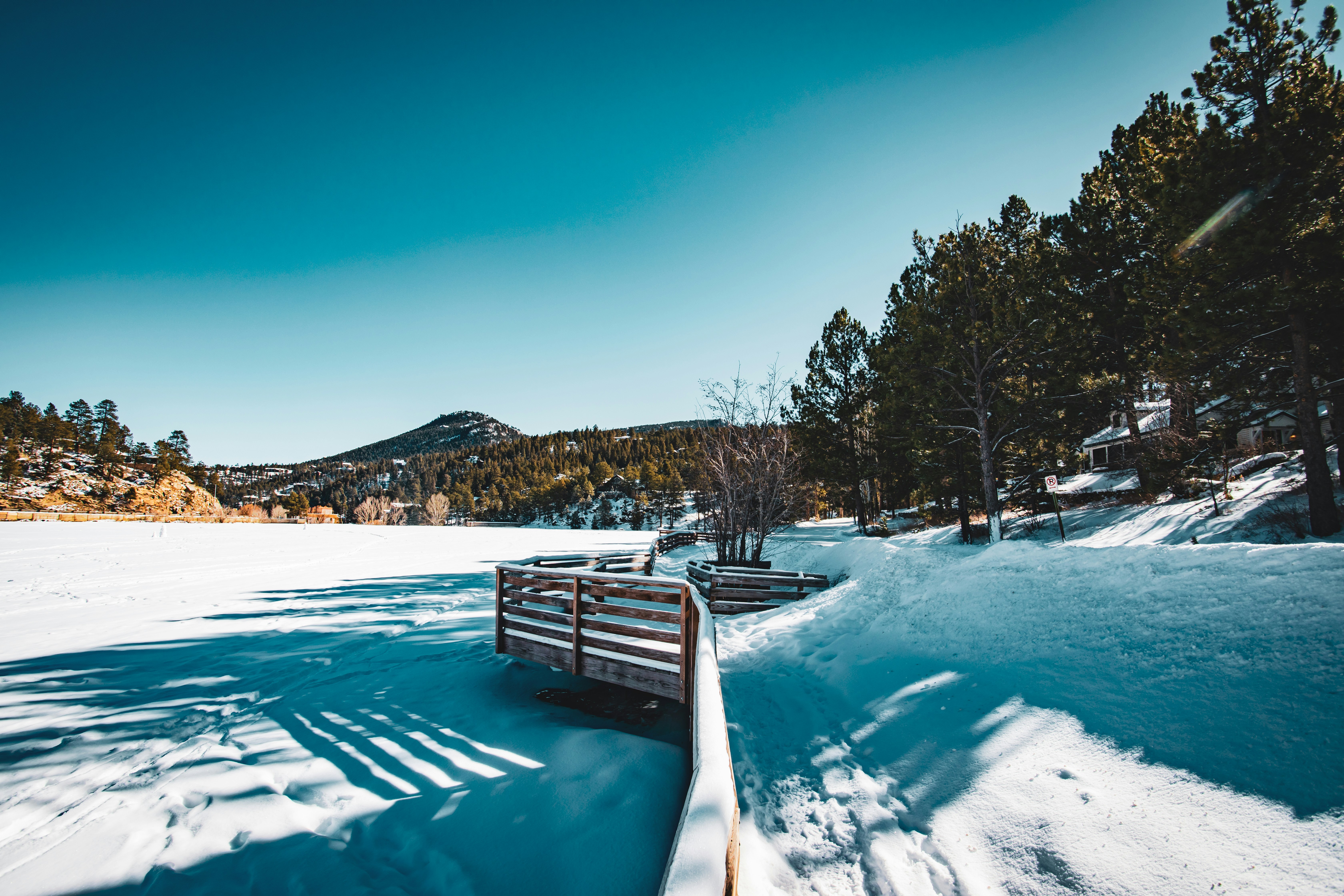 Photo by photosoflogan