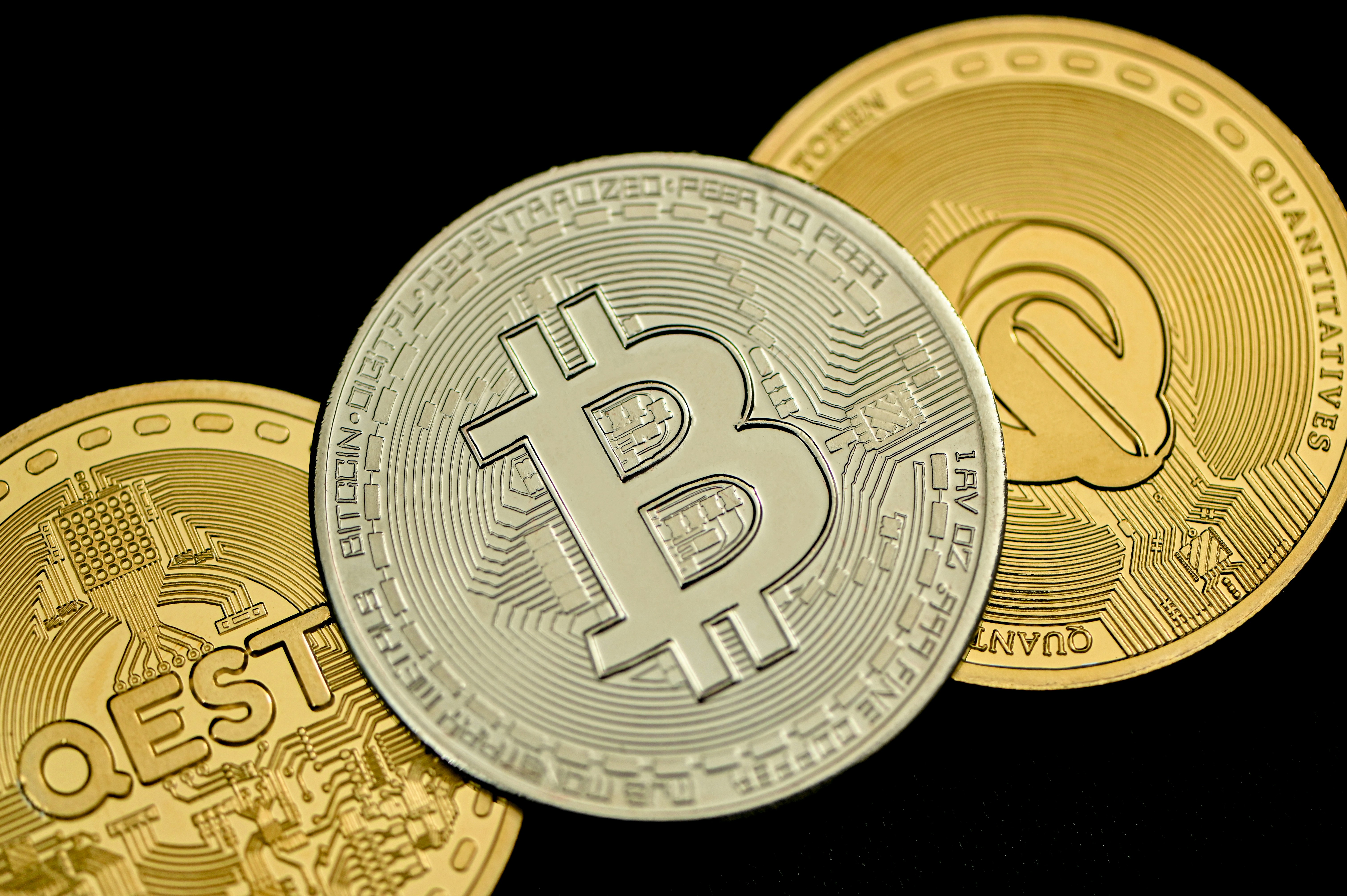 A bitcoin in the back pocket of a pair of jeans photo – Free Background  Image on Unsplash