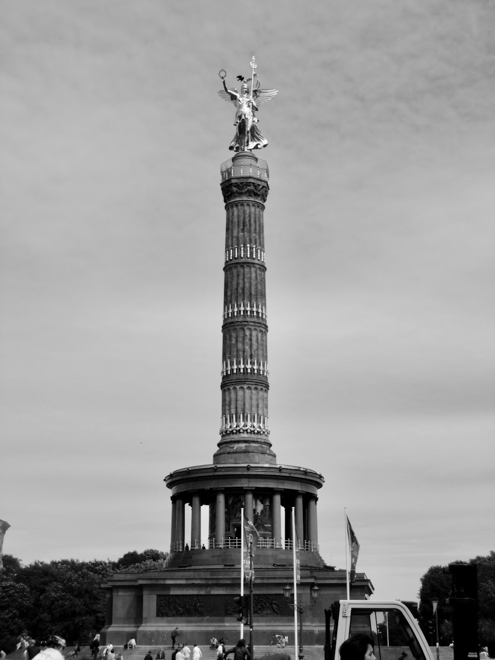 a black and white photo of a monument