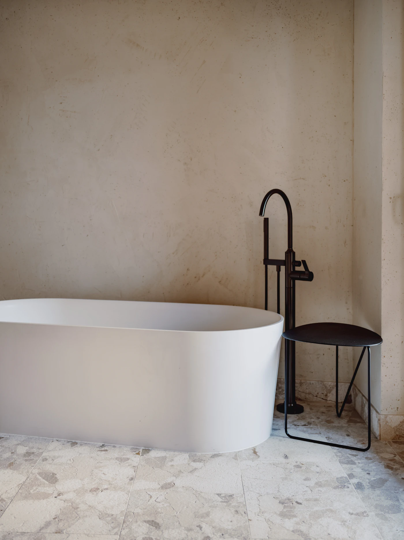 Clean refinished bathtub and tiled surround