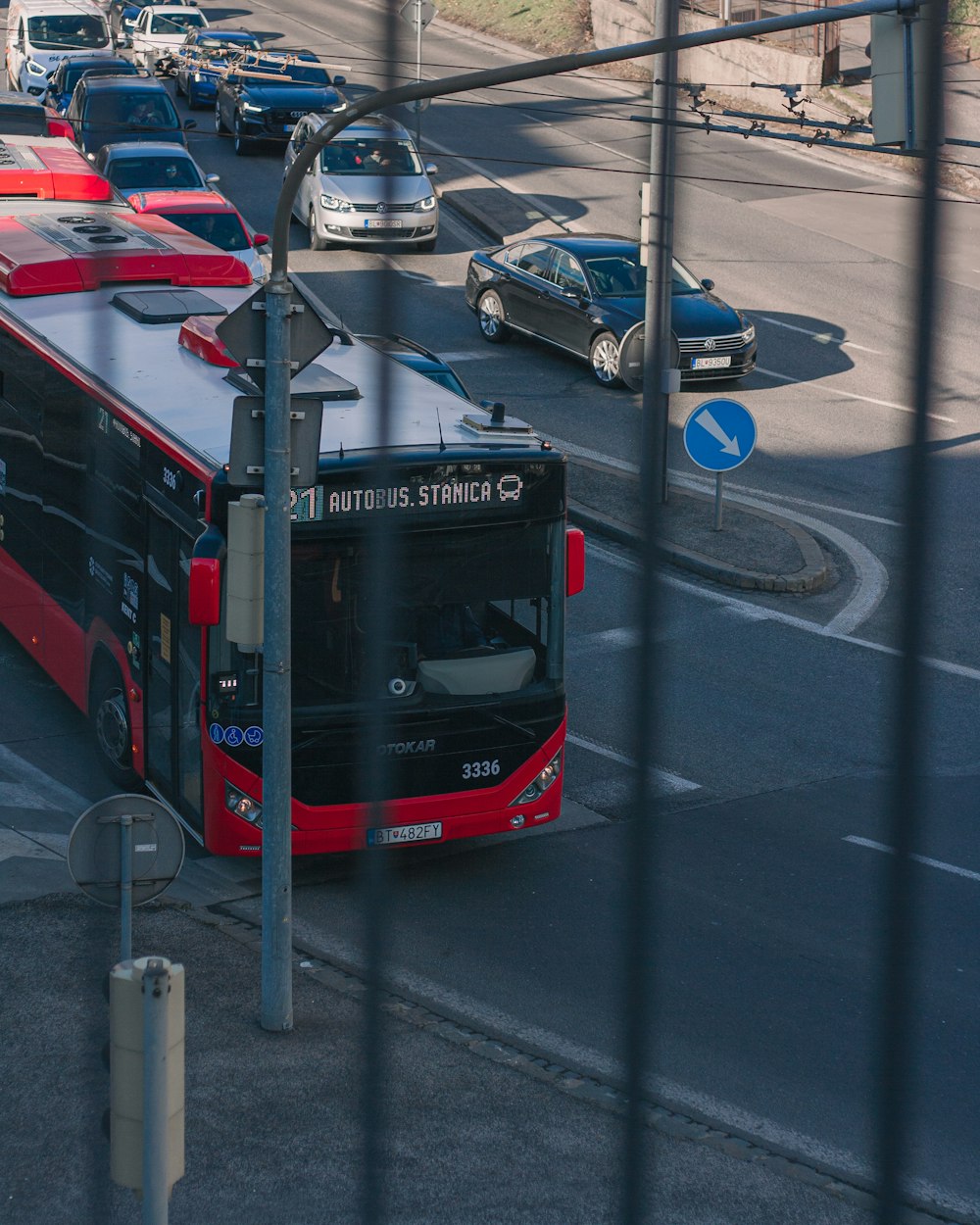 a city street filled with lots of traffic