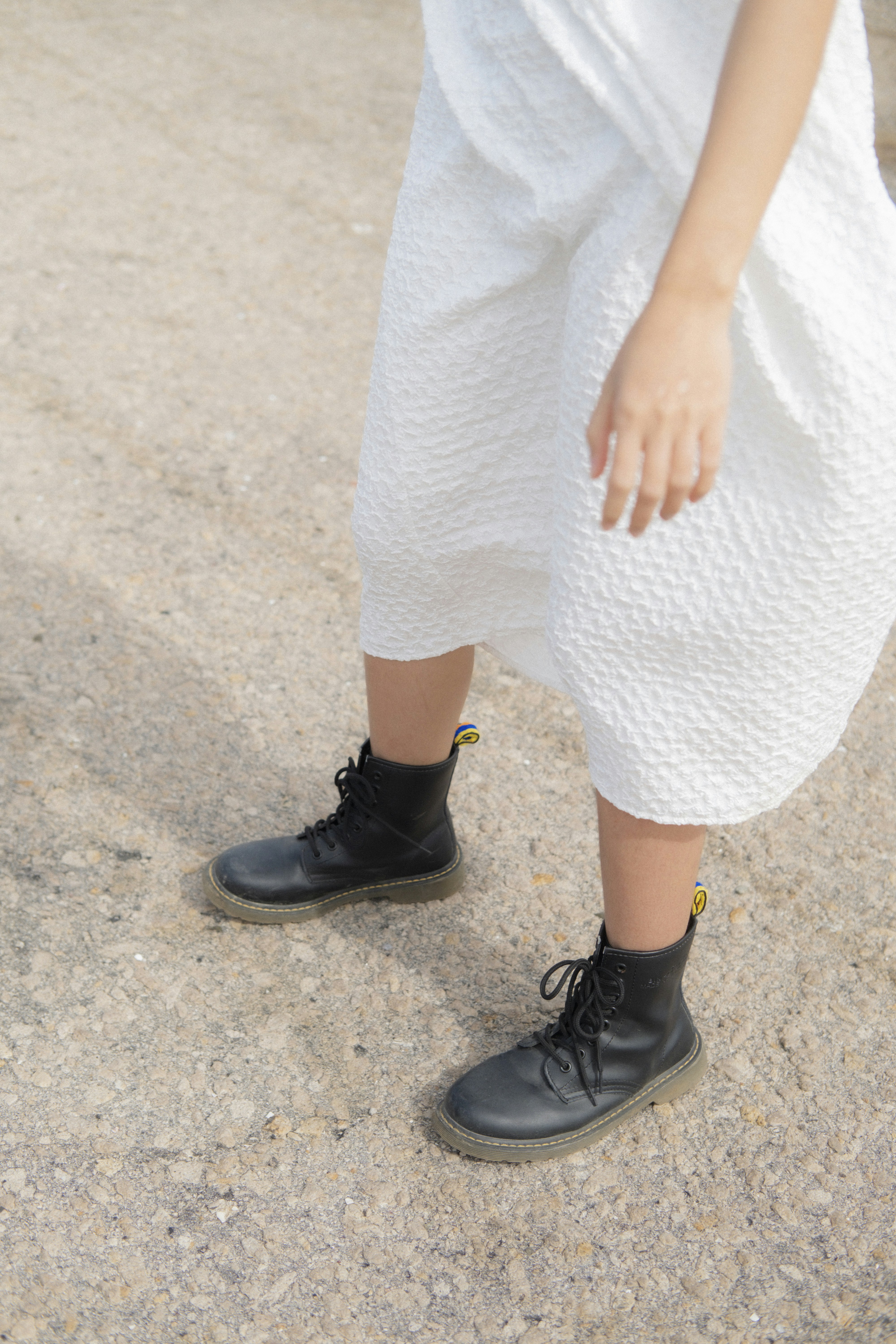 Choose Knee Boots: 9 Work Outfit Pairing Ideas