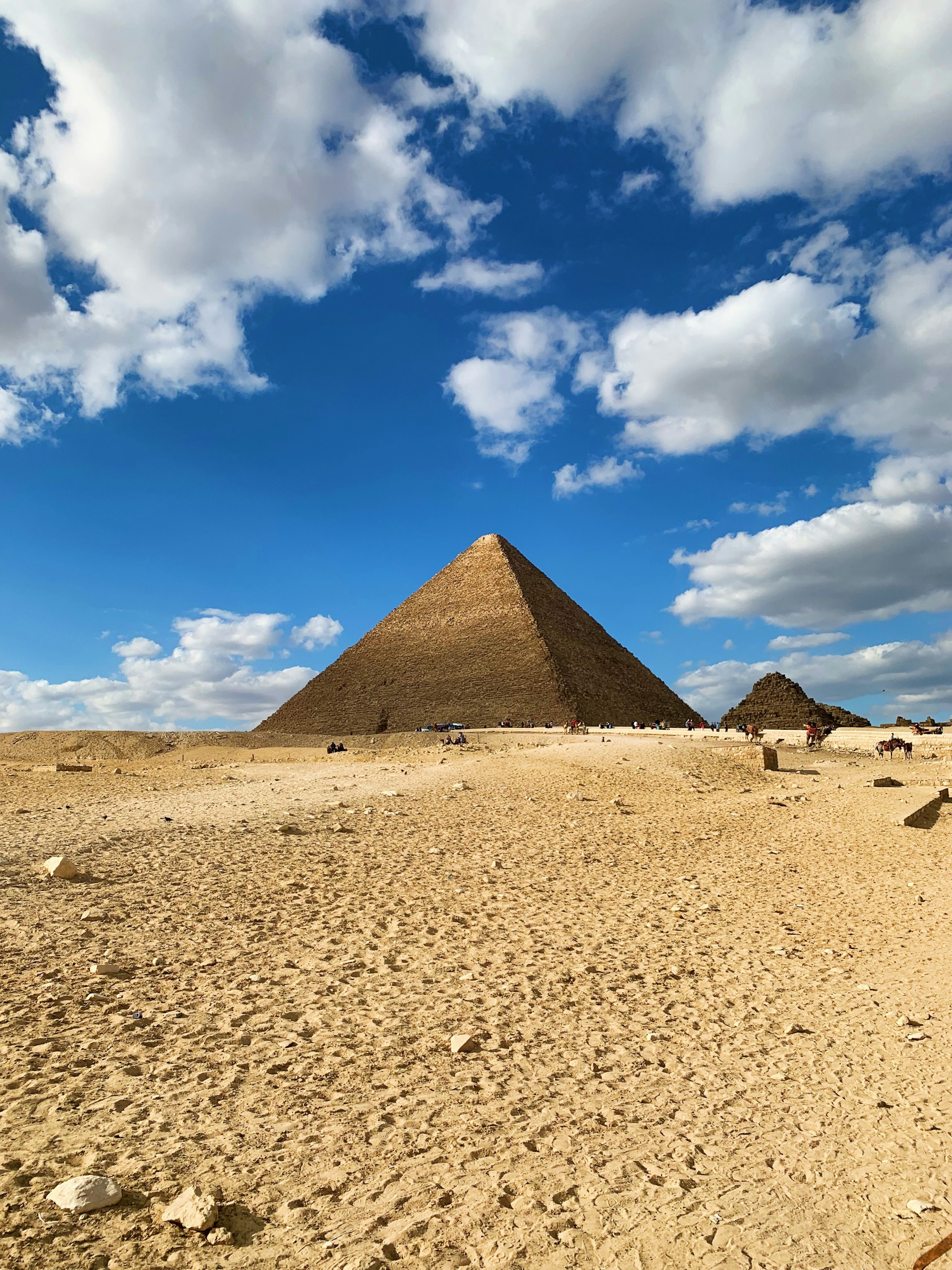 the pyramids of giza are in the desert
