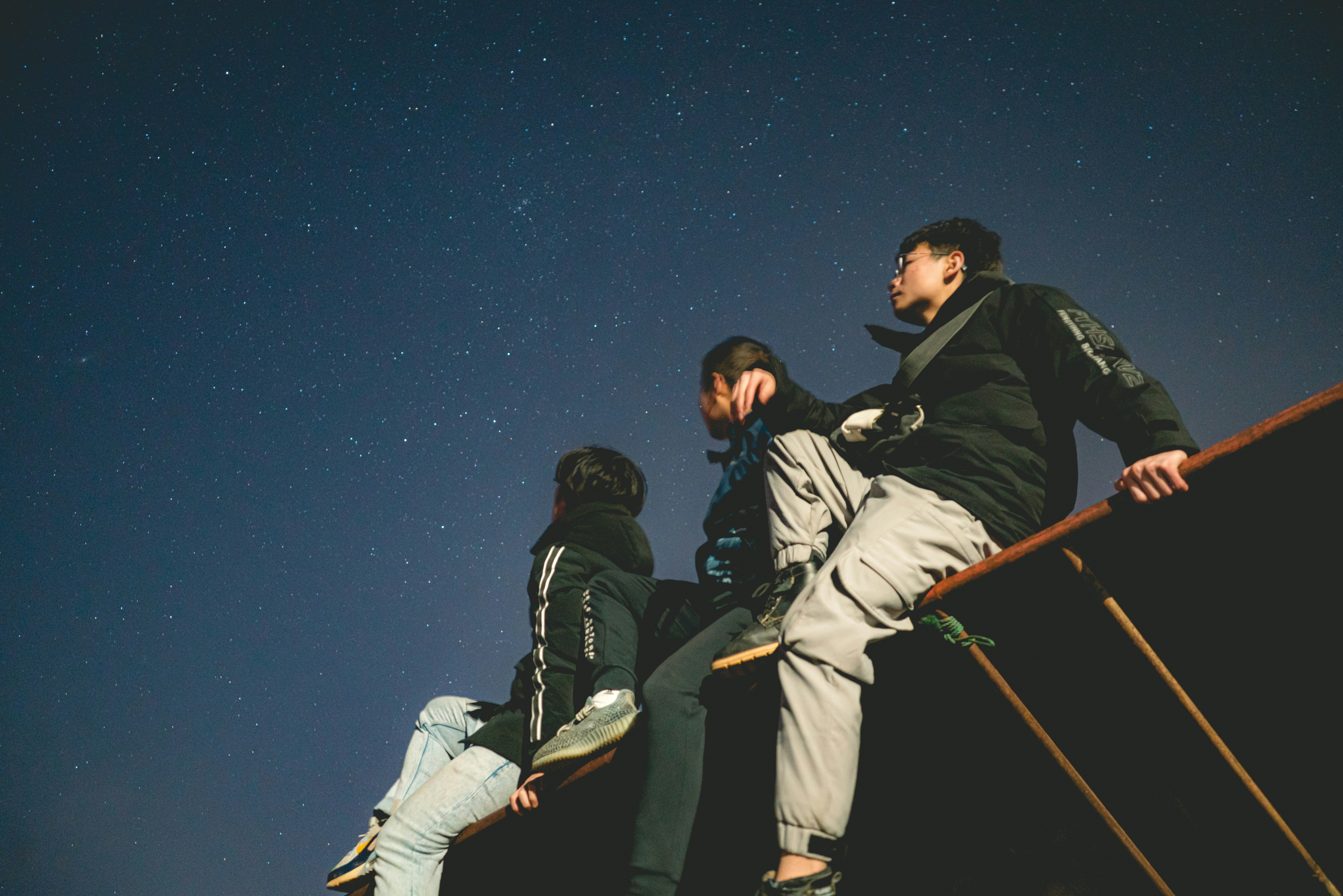 Better Together: Why Joining an Astronomy Club Might Be the Best Upgrade You Make This Year