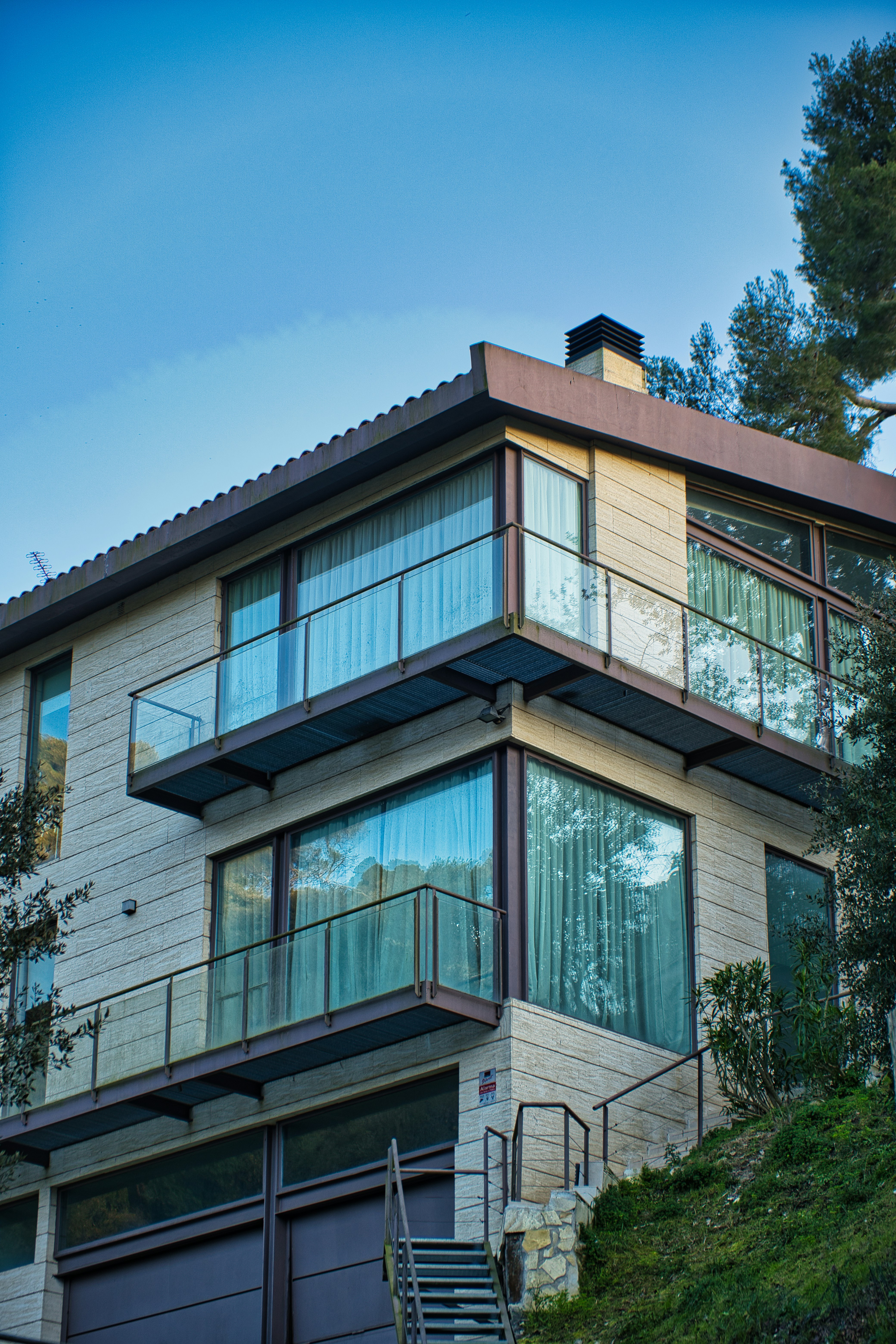 Photo by aleksandar_akr