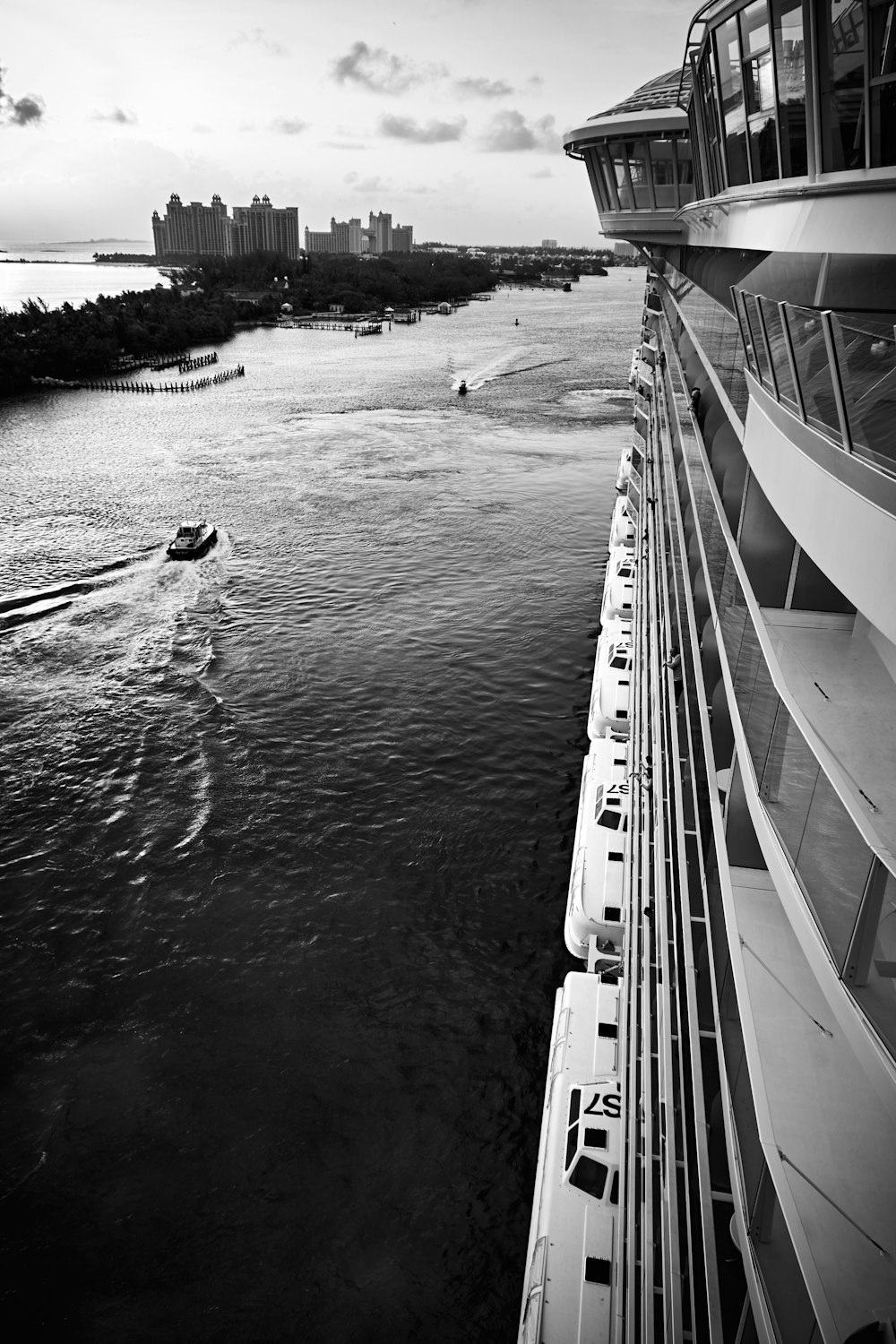 a black and white photo of a cruise ship