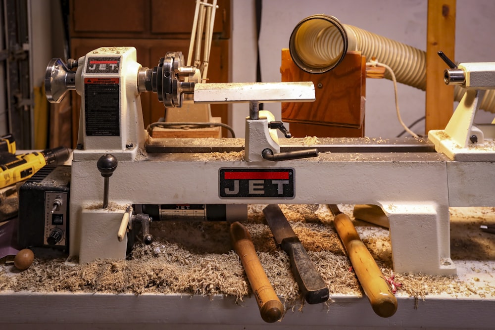 a machine that is sitting on a table