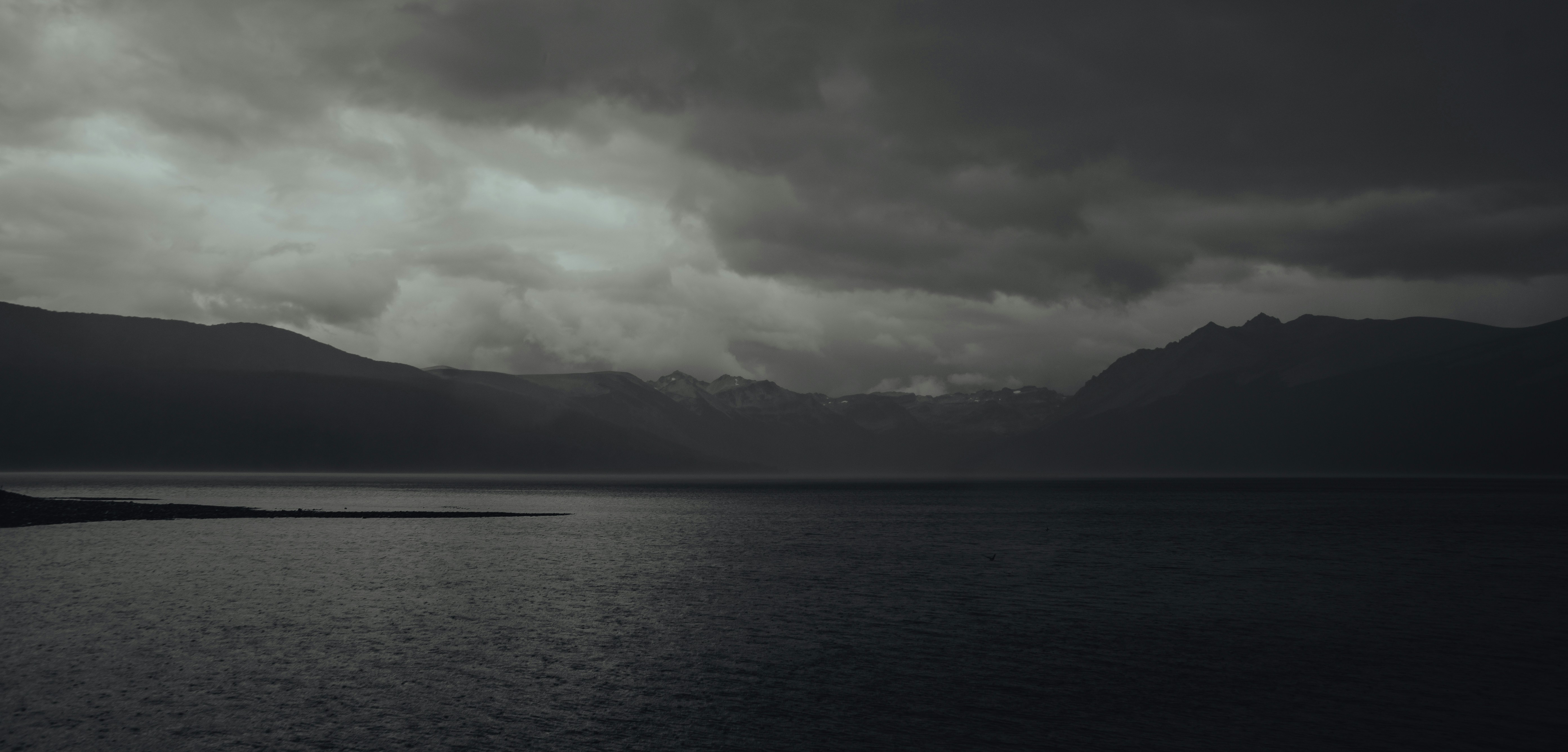 Photo by gasparzaldo