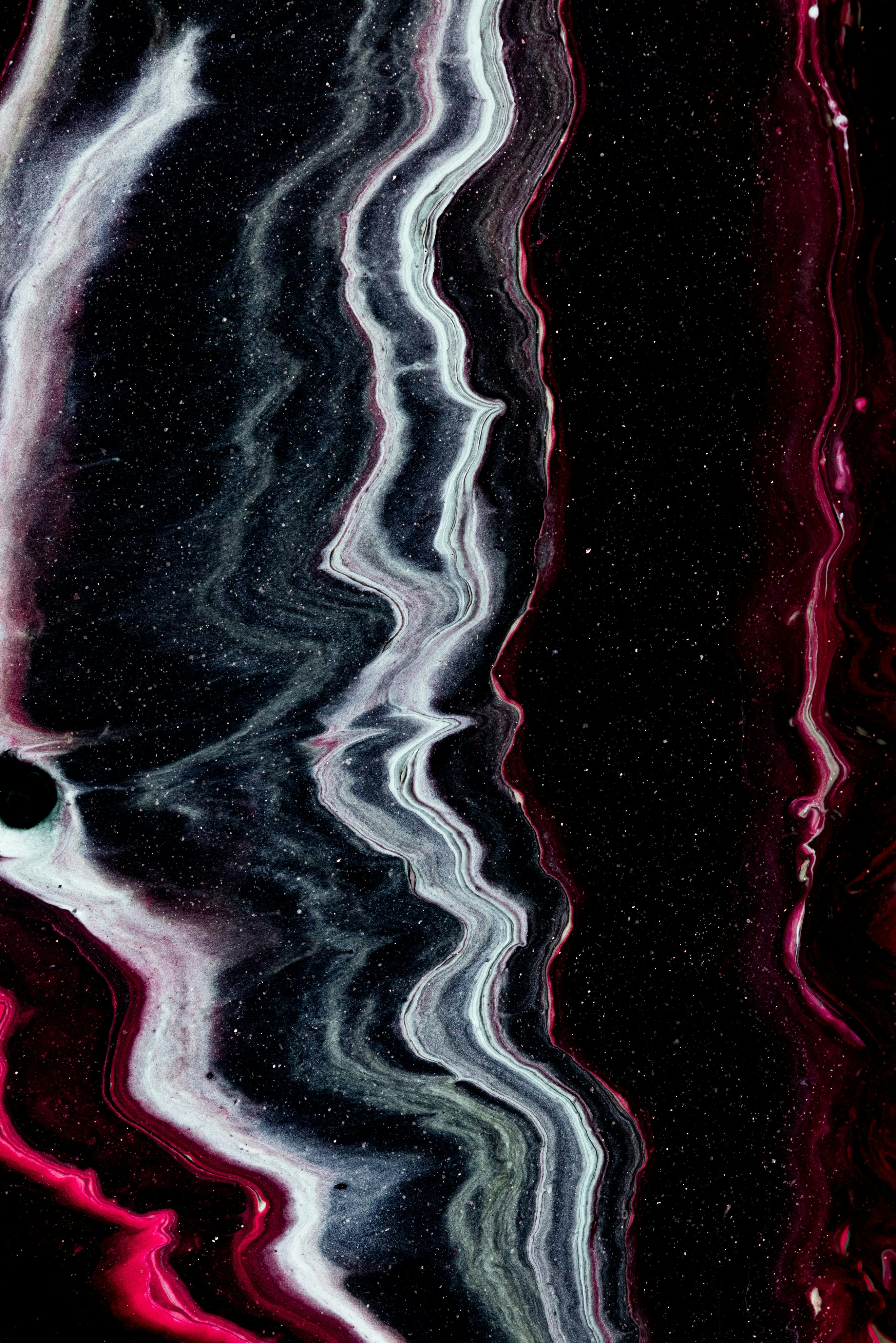 Photo by solenfeyissa