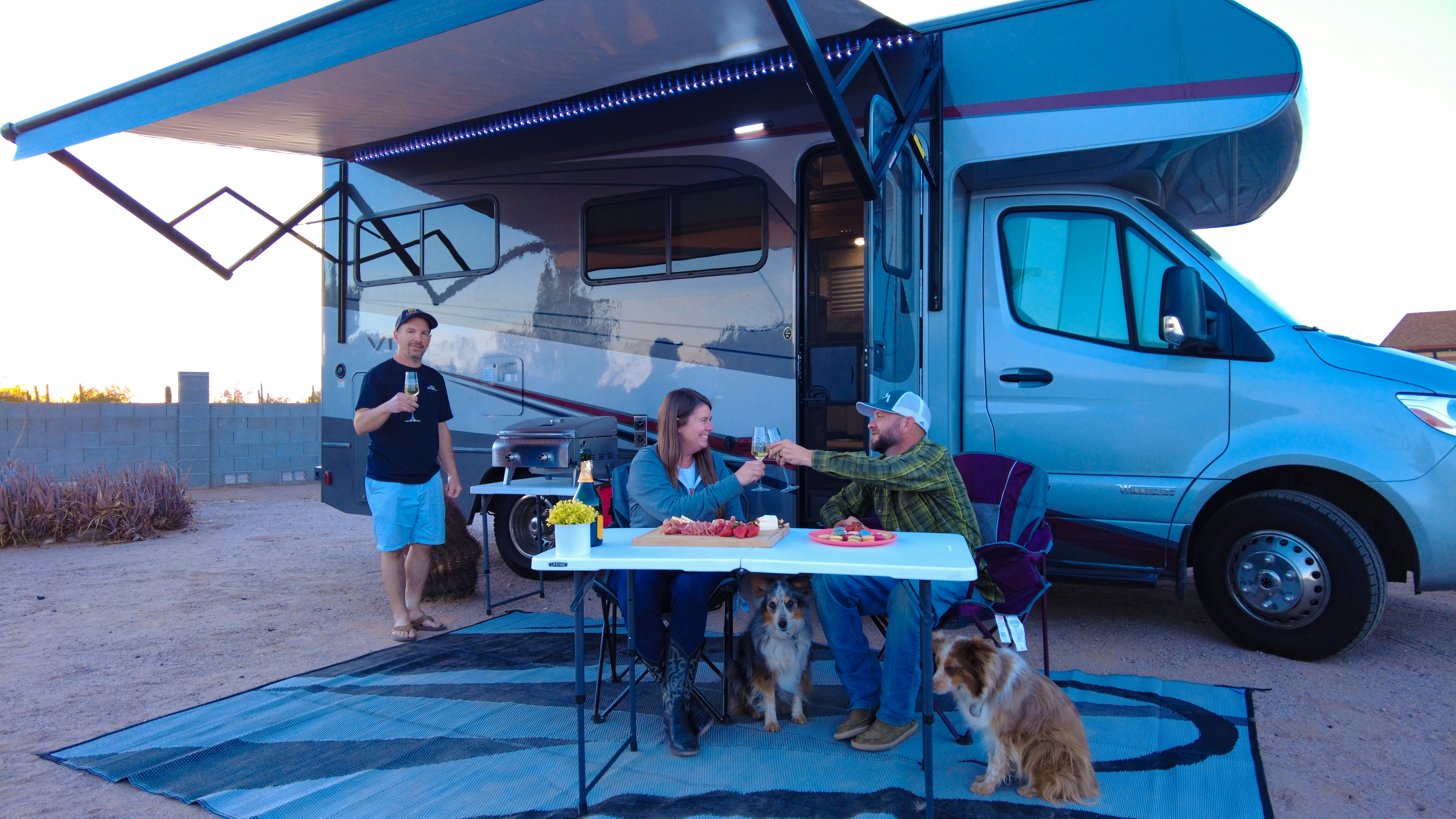 East to West Recreational Vehicles - Go East to West!