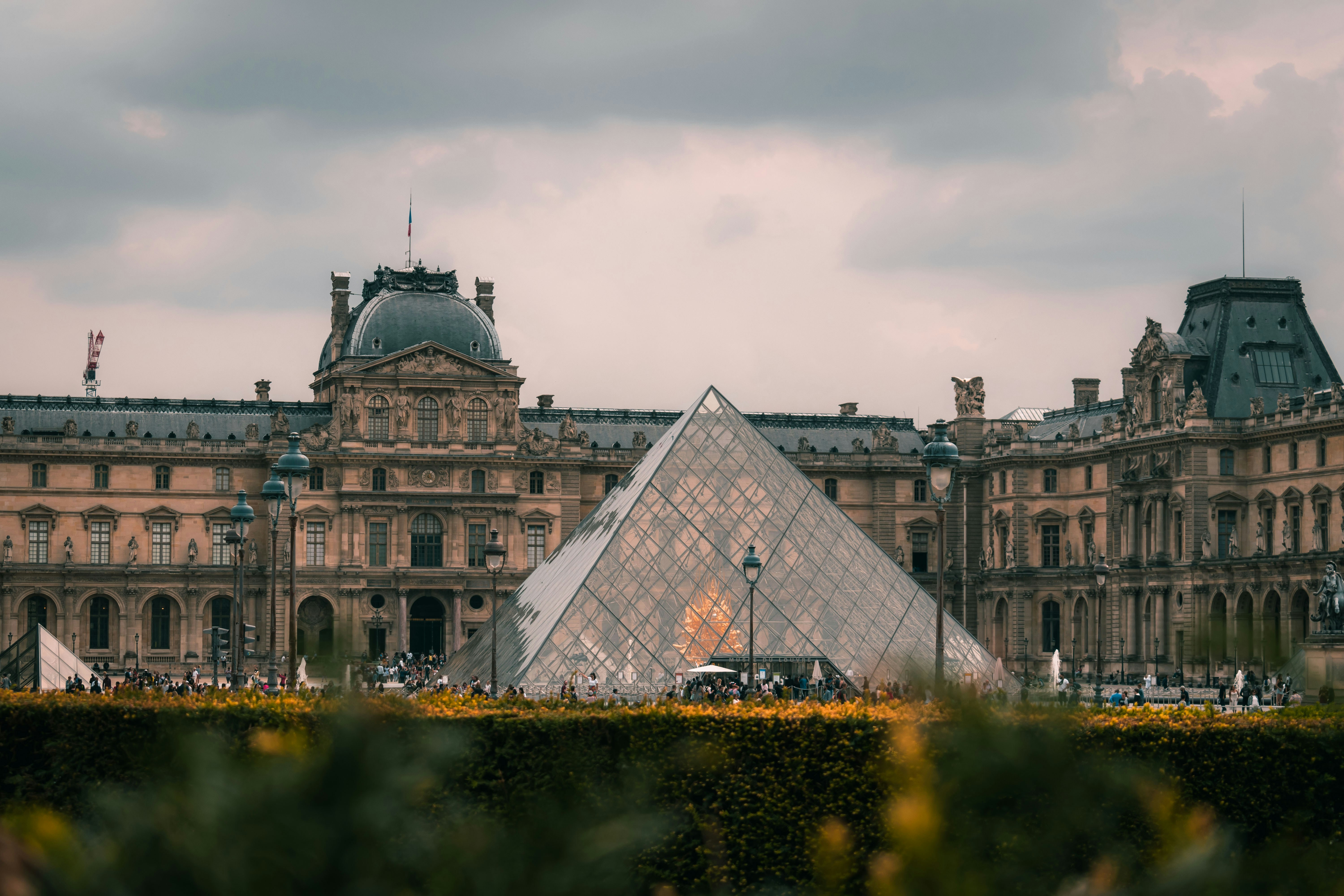 Choose from a curated selection of grey wallpapers for your mobile and desktop screens. Always free on Unsplash.