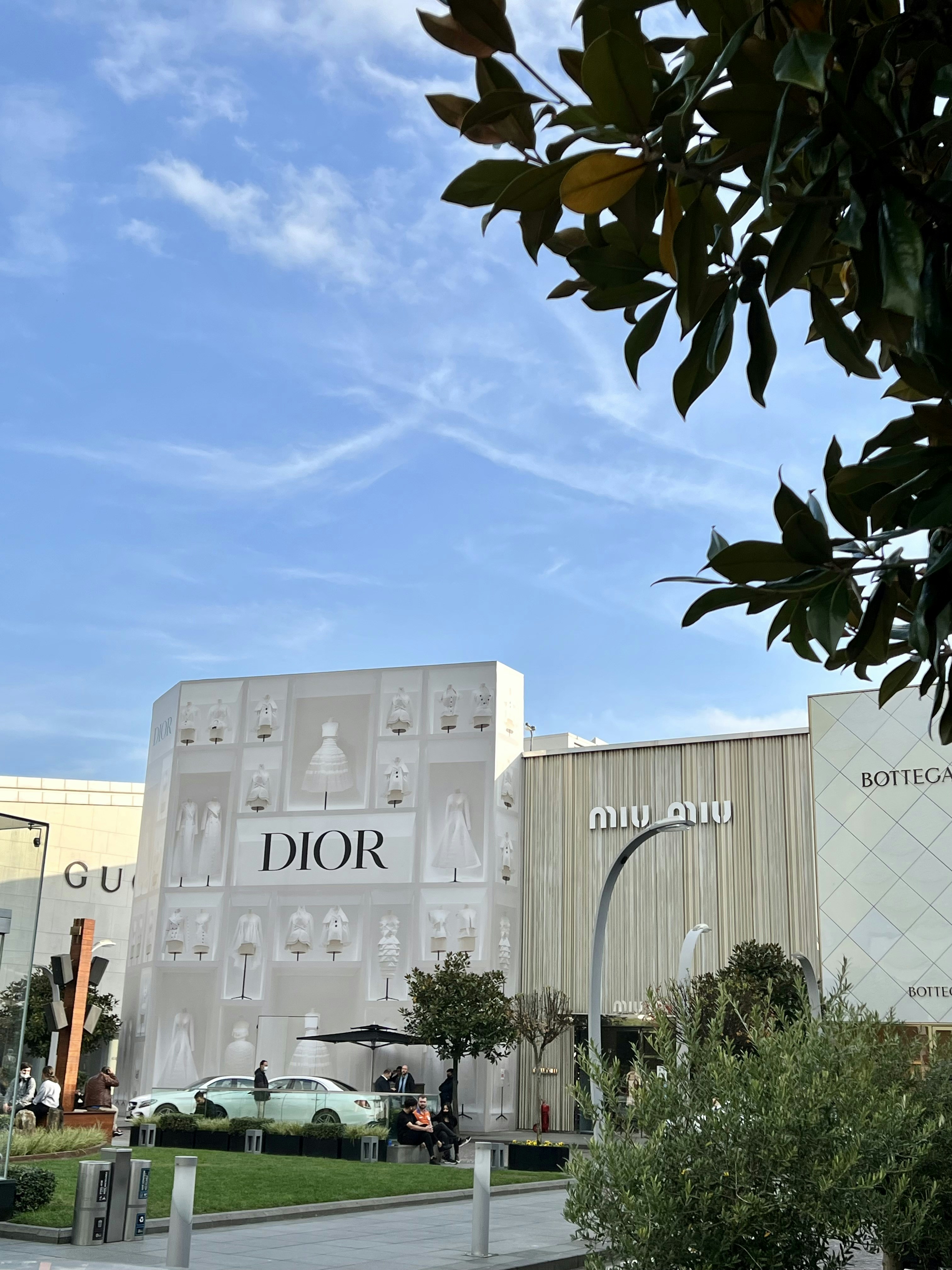 Luxury Fashion Deals