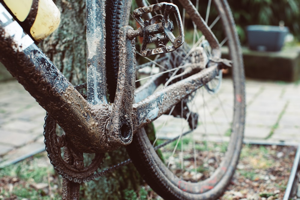 muddy gravel bike with spd pedals