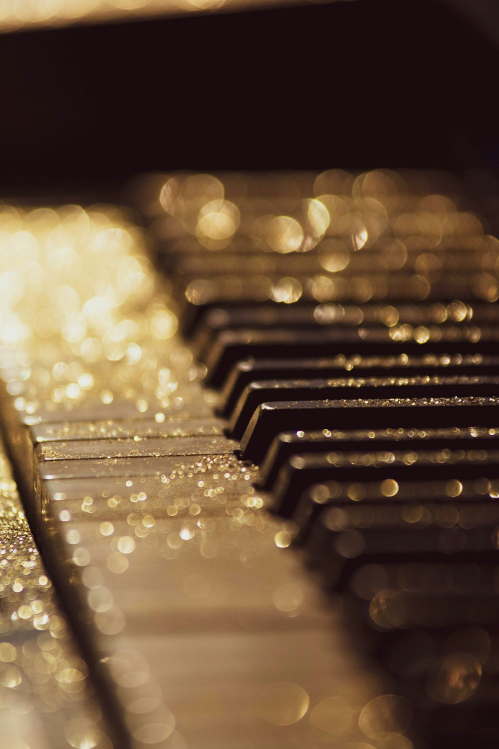 a close up of the keys of a piano