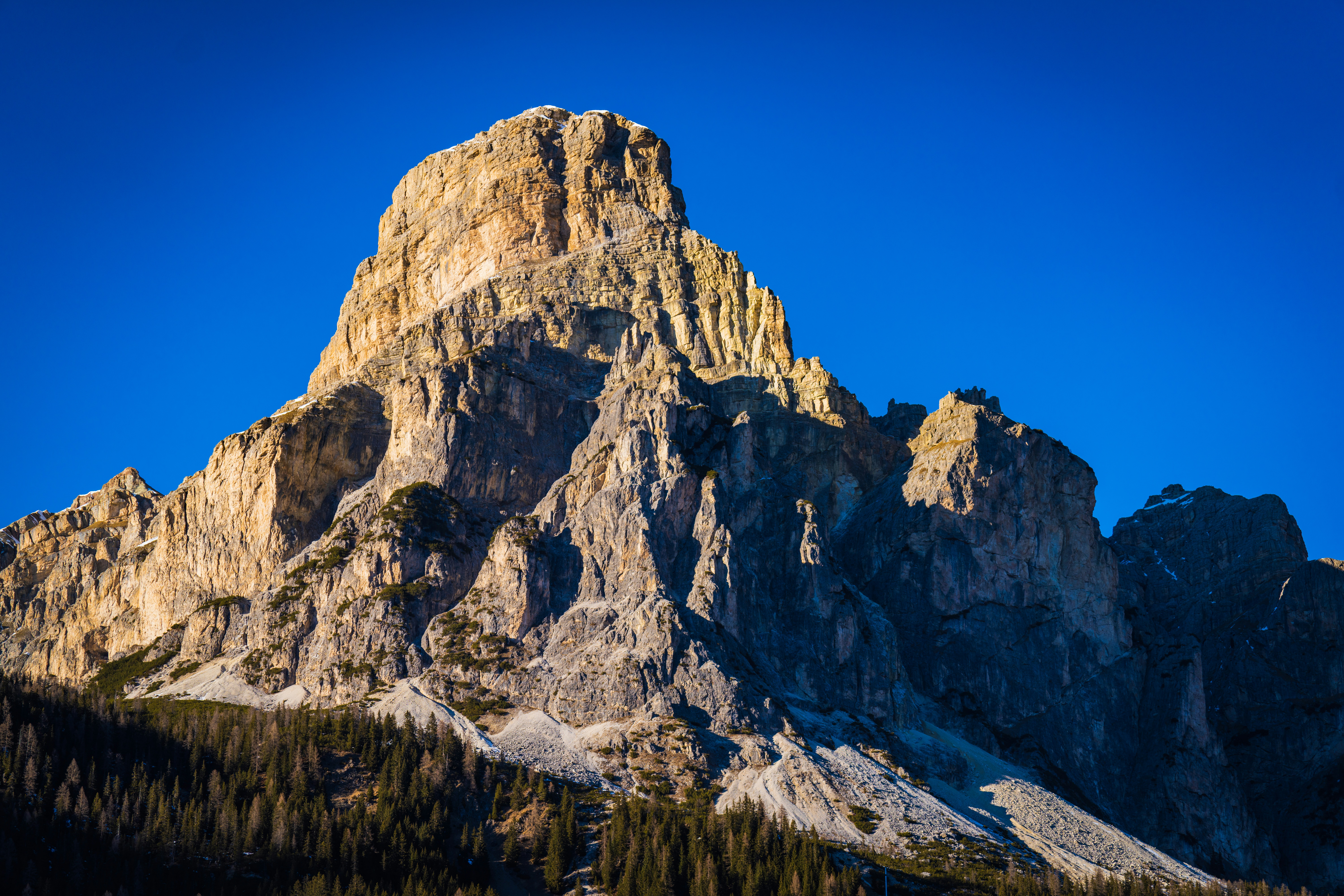 Photo by dmaxsilencer