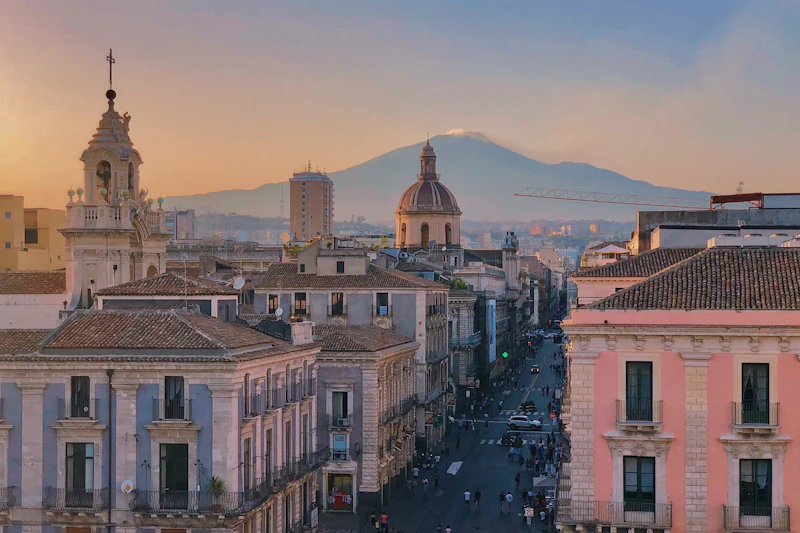 Best Nightlife in Catania: A Practical Guide to Going Out
