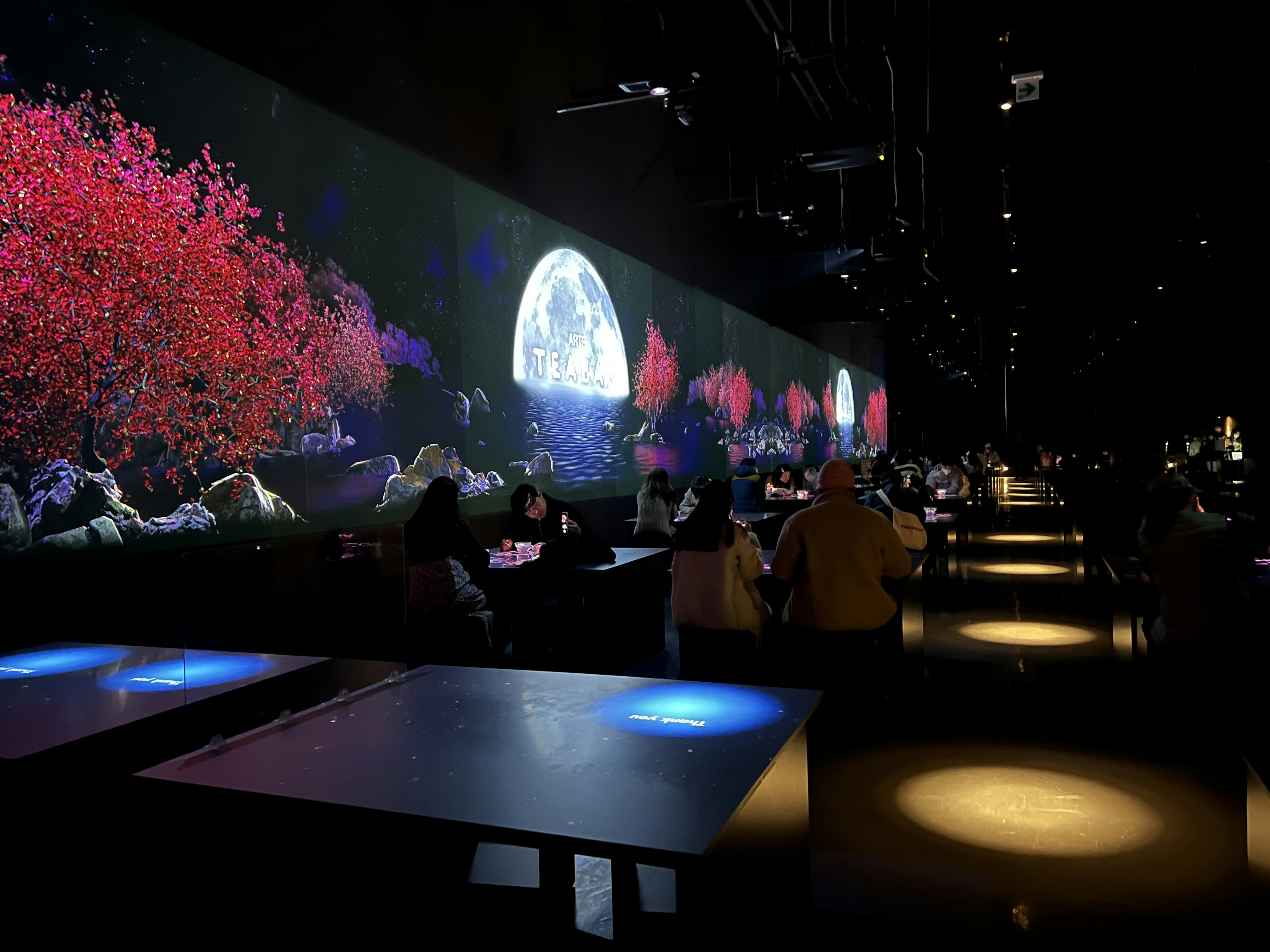 Unraveling the Mystery: What is an Immersive Murder Mystery Dinner?