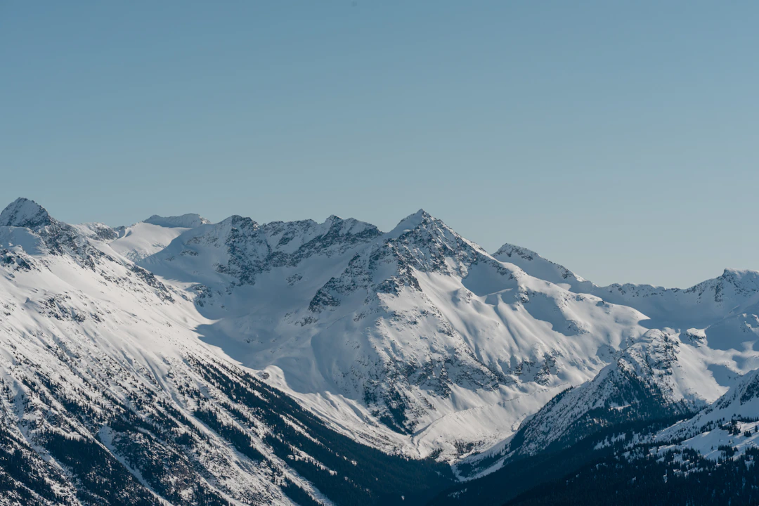 26-Day USA & Canada Winter Scenic Family Itinerary