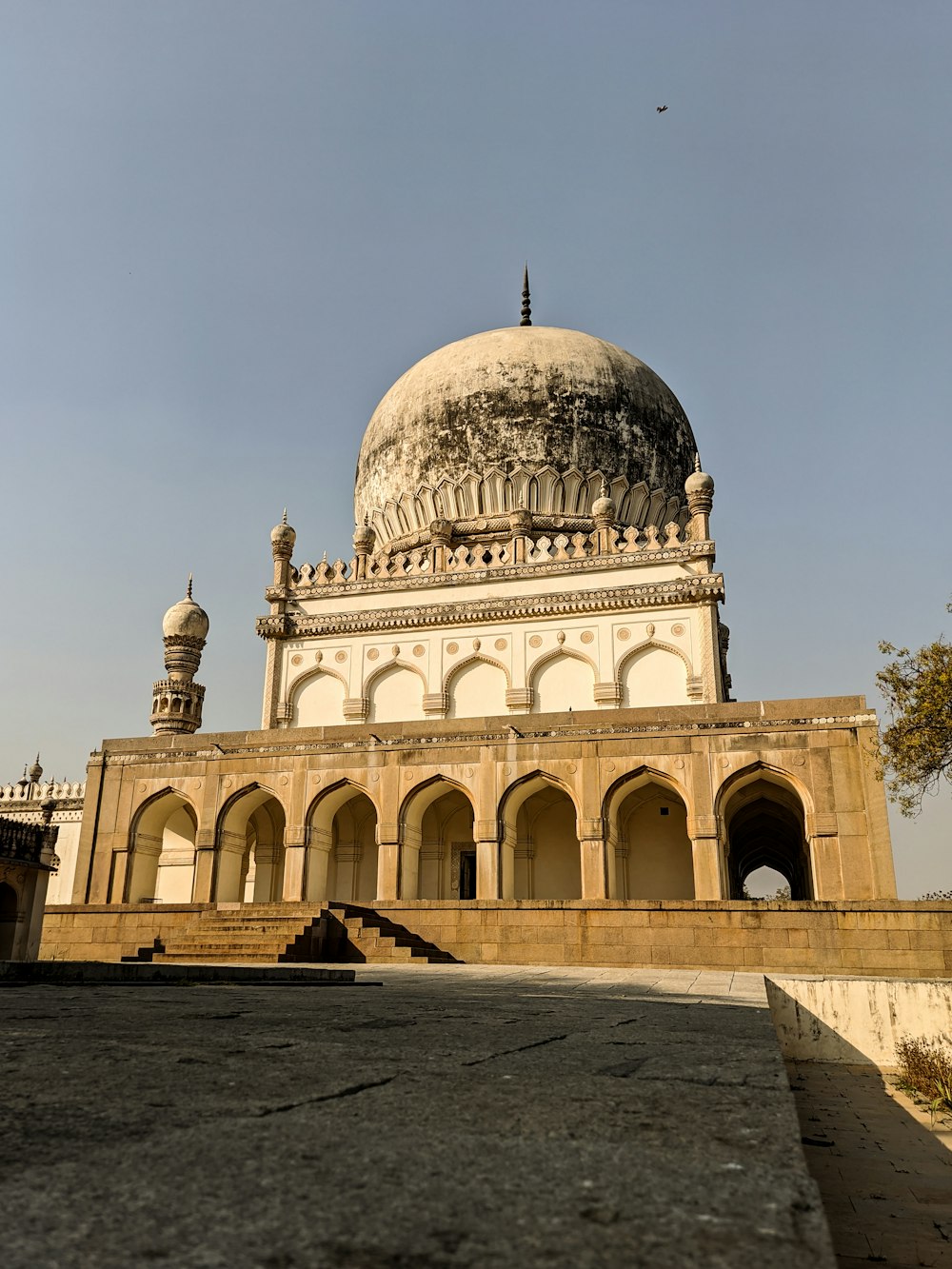 a large building with a dome on top of it