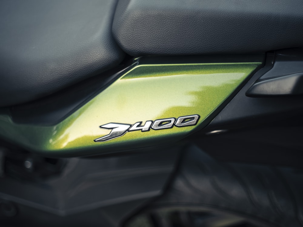 a close up of the seat of a motorcycle