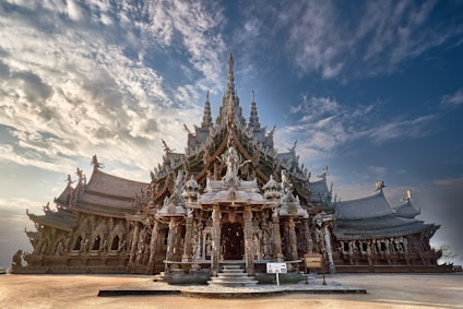 a very tall building with a sky in the background