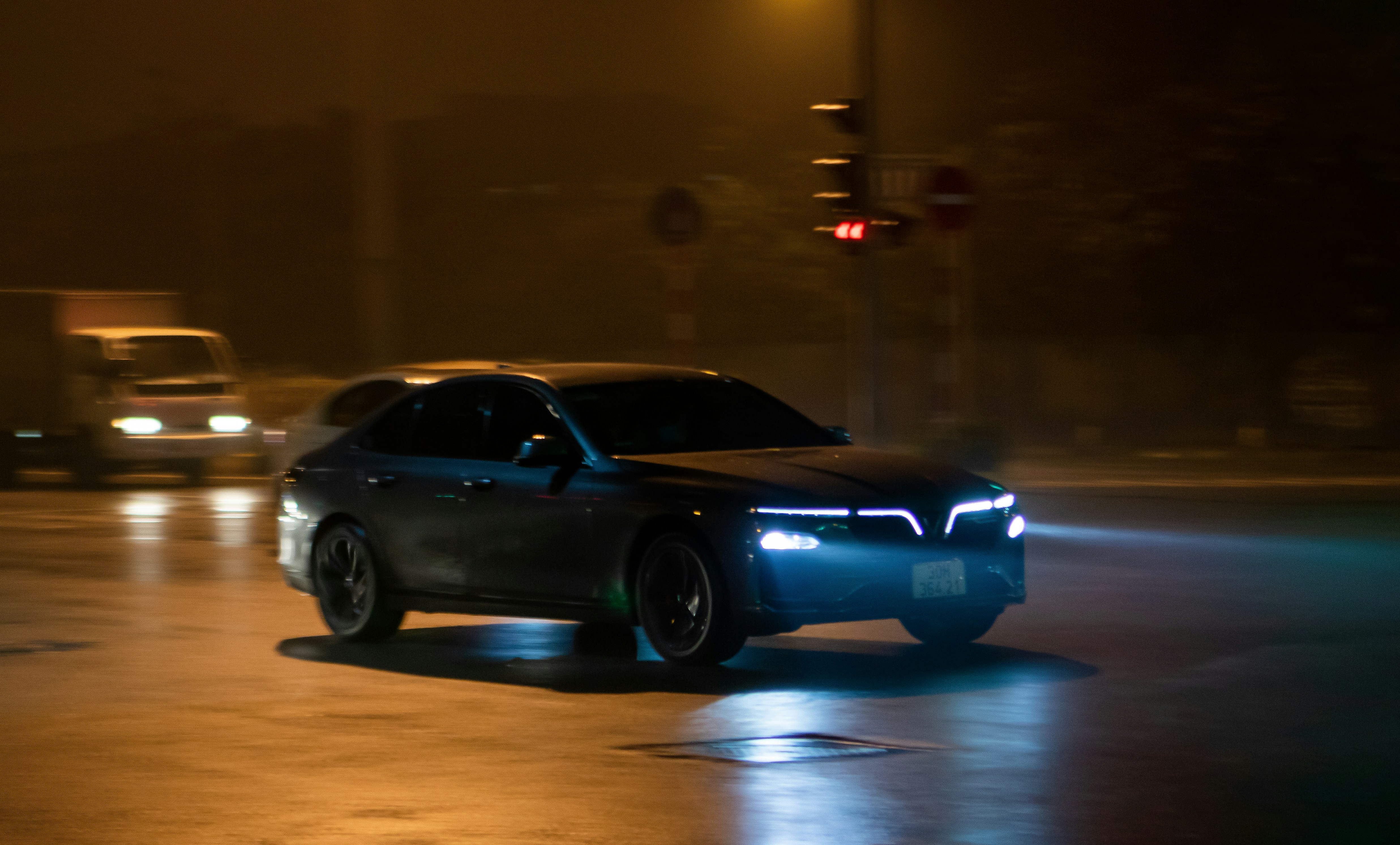 luxury electric suv night, wallpaper, Lincoln Electric Car Used: Buyer's Guide 6