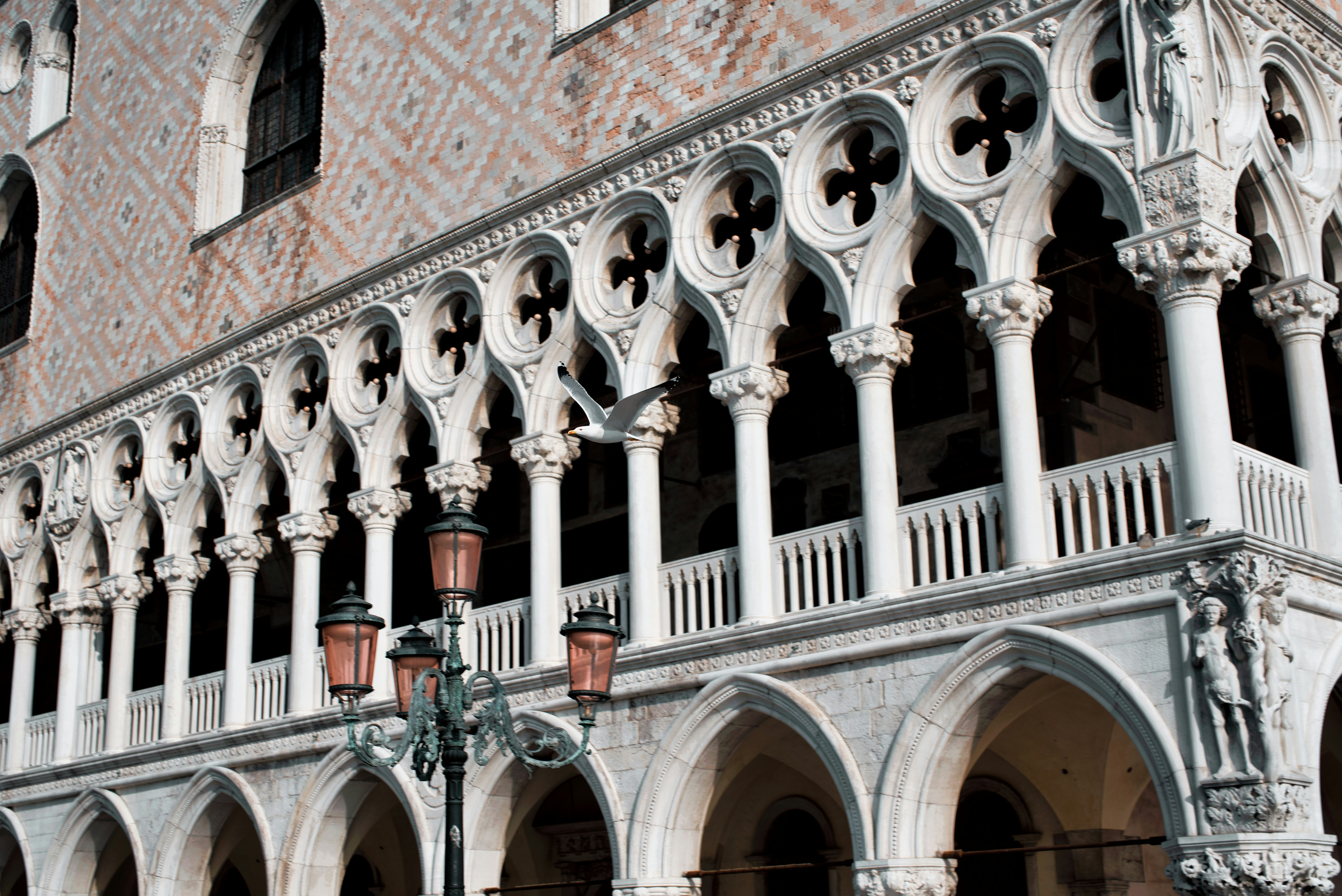 Photo by romainchllet