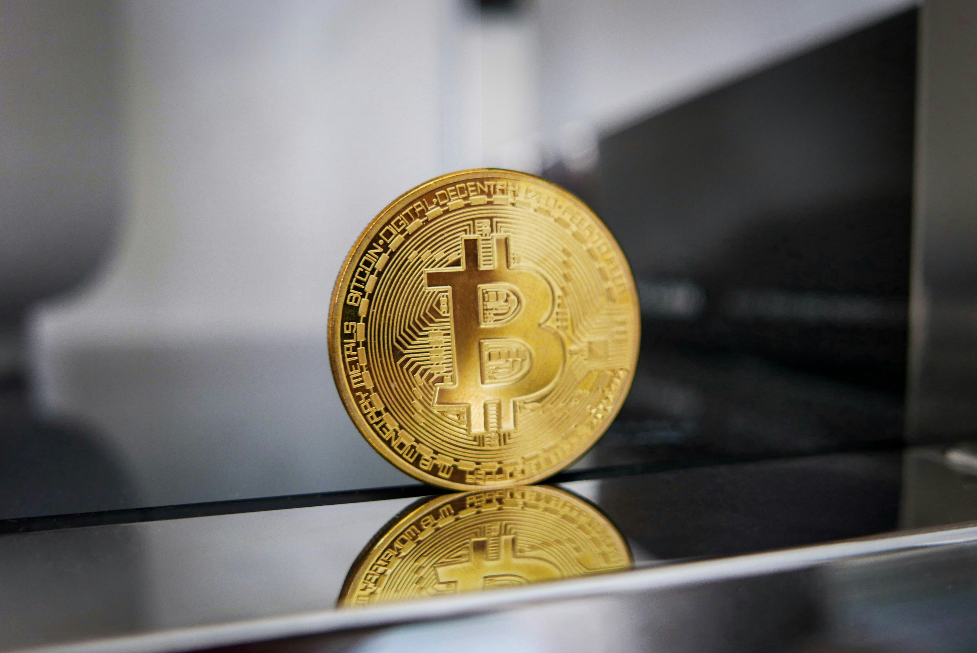 Revolutionizing Finance: Blockchain Interoperability Unlocks DeFi