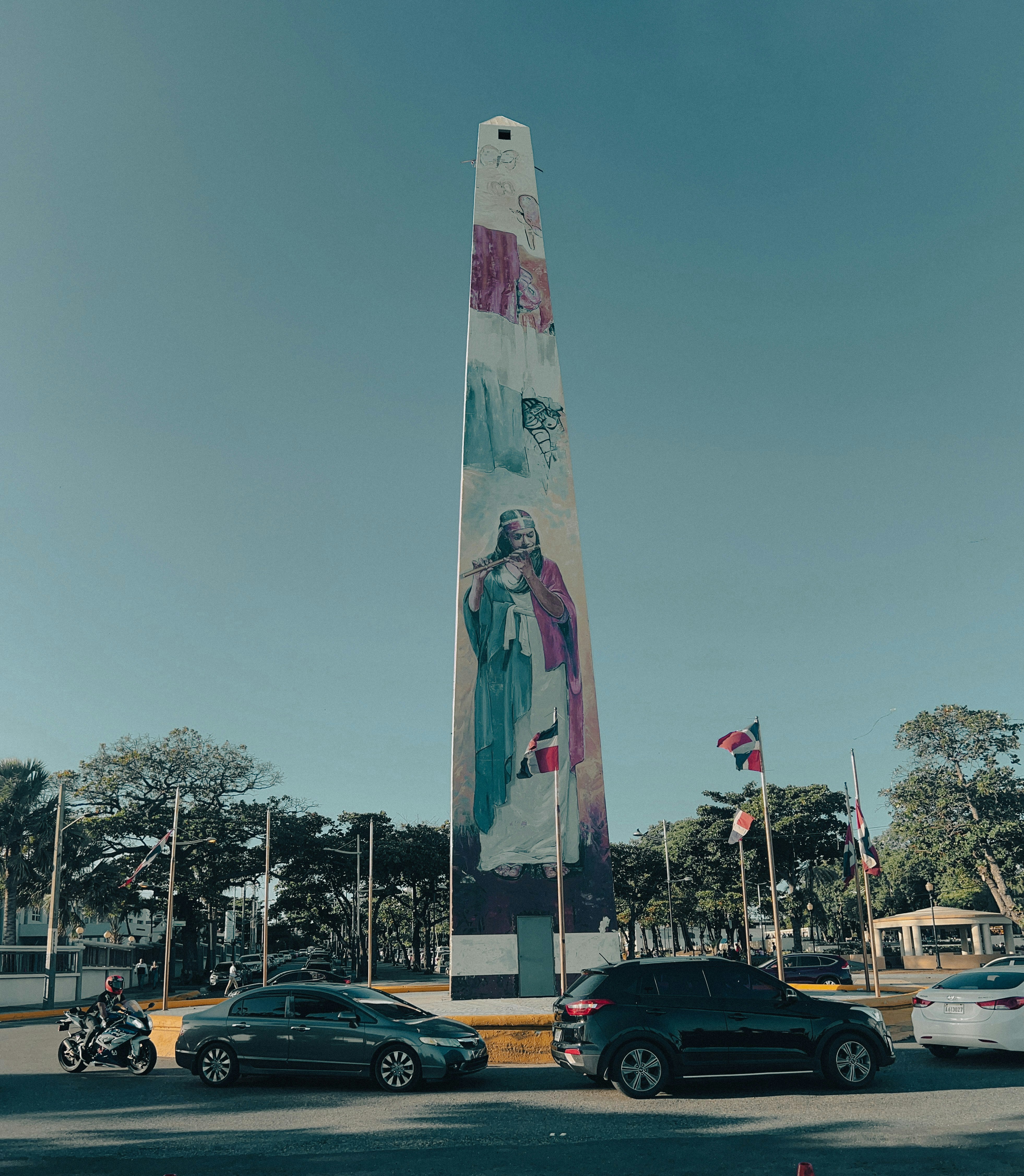 Colonial Heartbeat: Walking Through the Zona Colonial