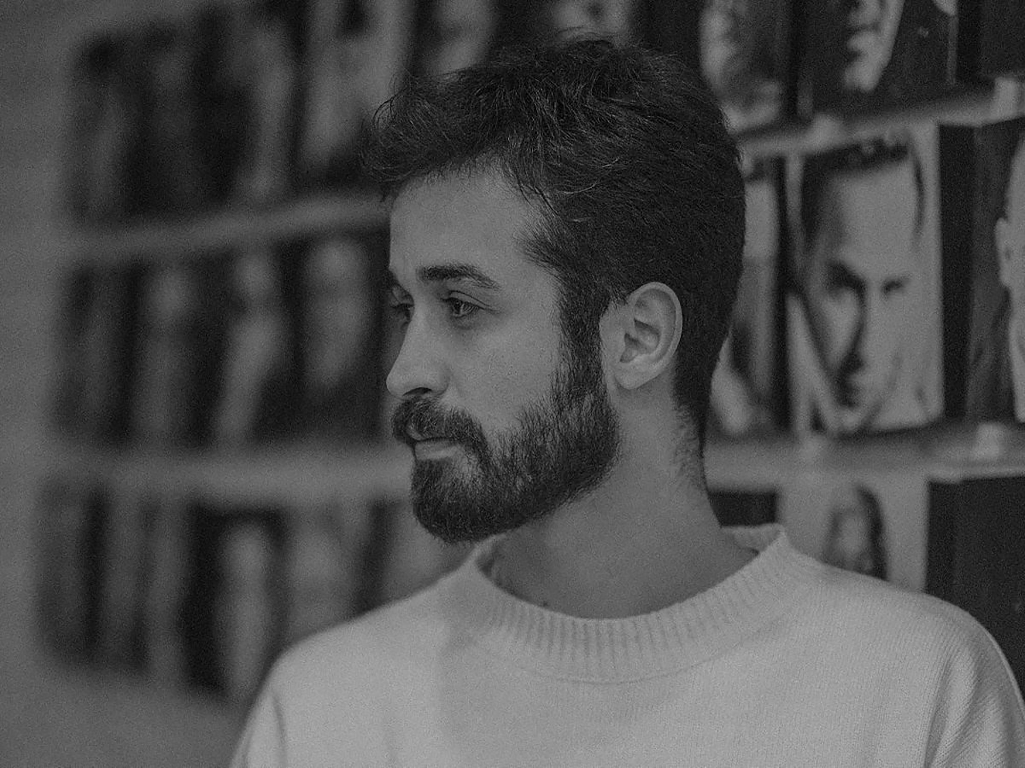 Photo by behrouzsasani