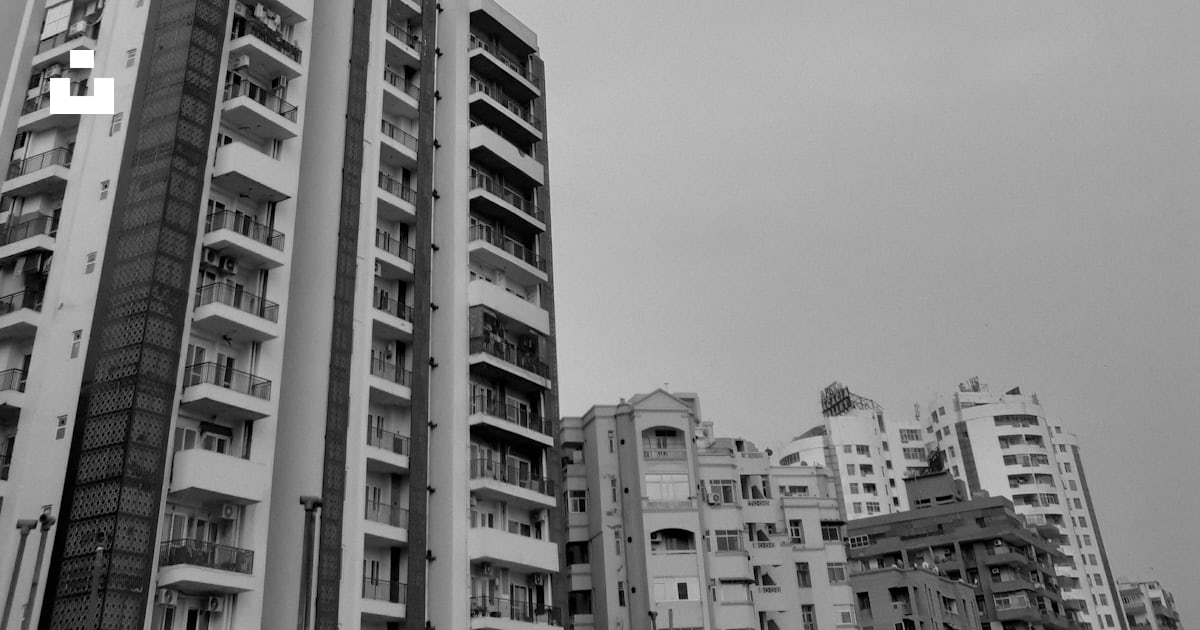 高層ビルの白黒写真の写真 Unsplashのガーズィヤーバードの無料画像