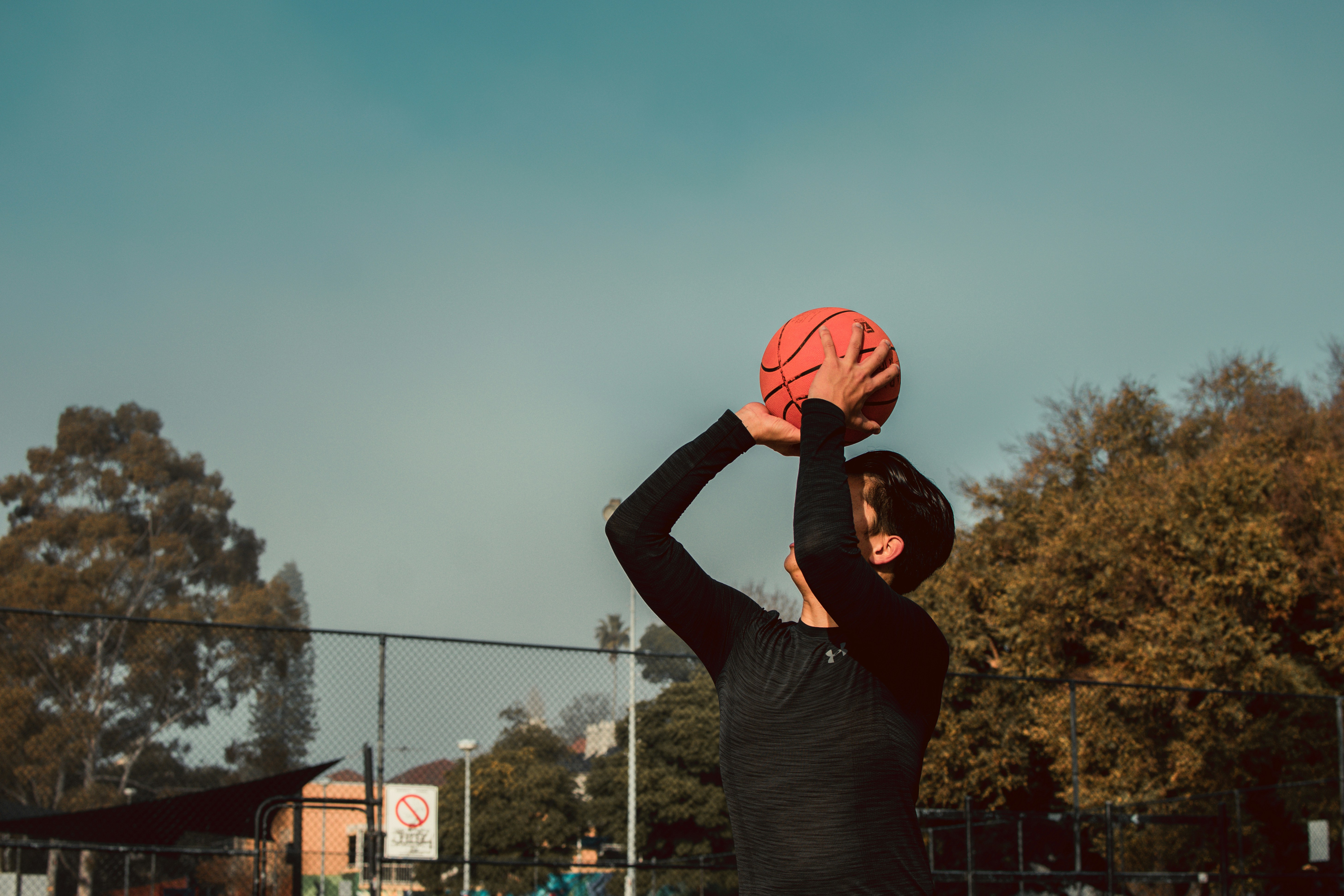 LeBron James zdobywa triple-double w wieku 39 lat - drugi najstarszy zawodnik w historii NBA