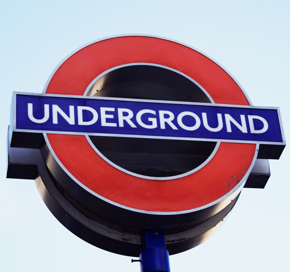 a blue and red sign that reads underground