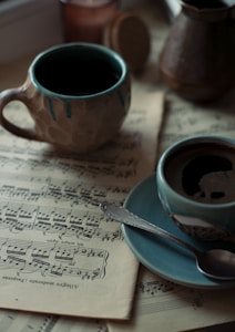 Elegant Couple Mugs