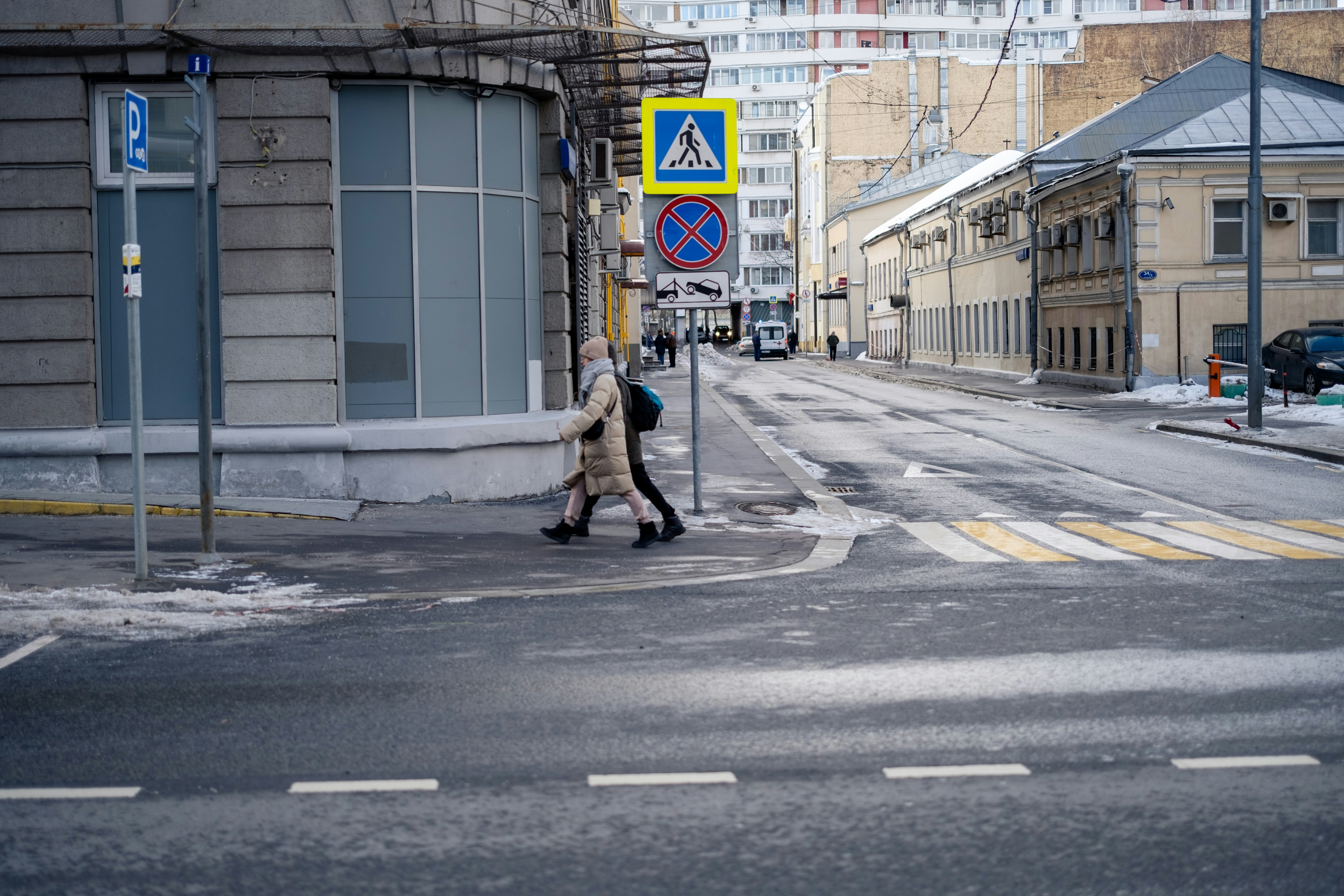 The Hacker's Crossroads: Two Paths to InfoSec Mastery