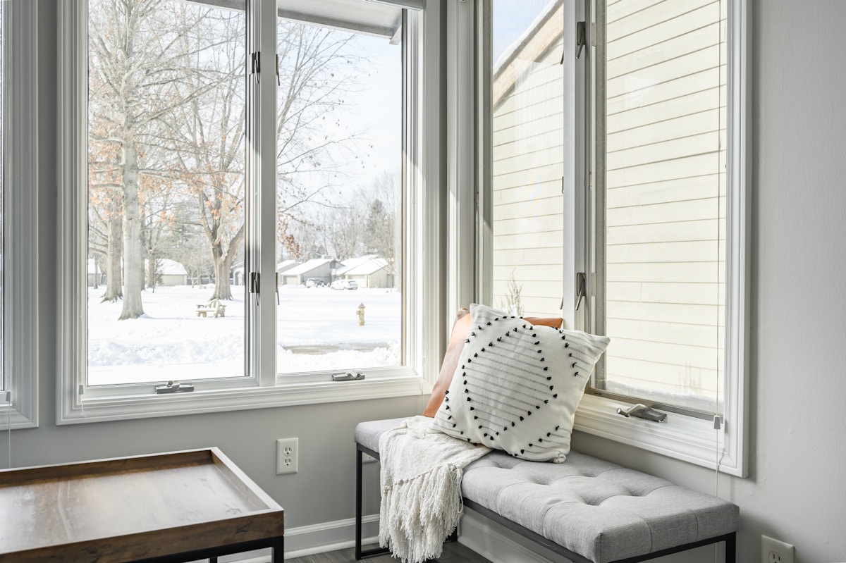 Energy Efficient Window Upgrade image background image