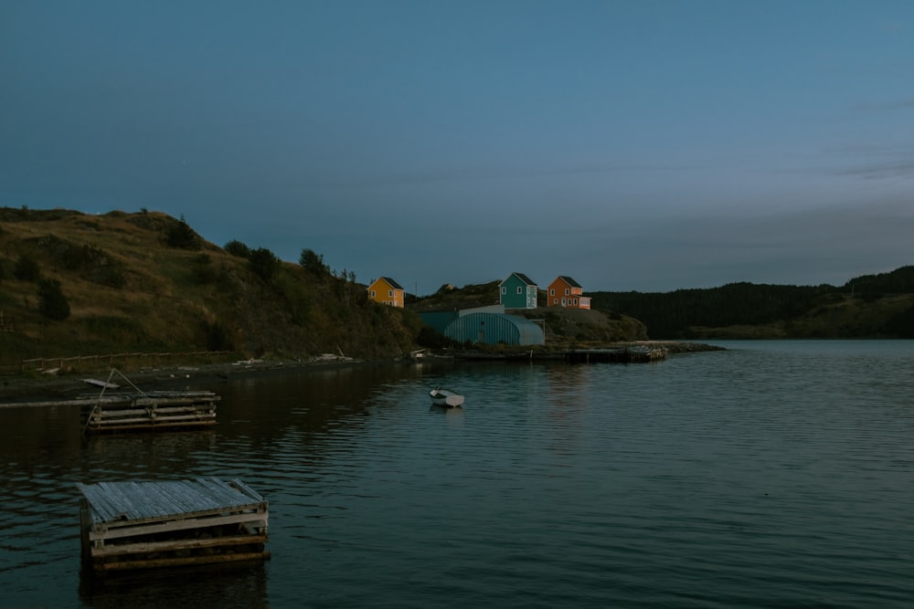 a body of water that has some boats in it