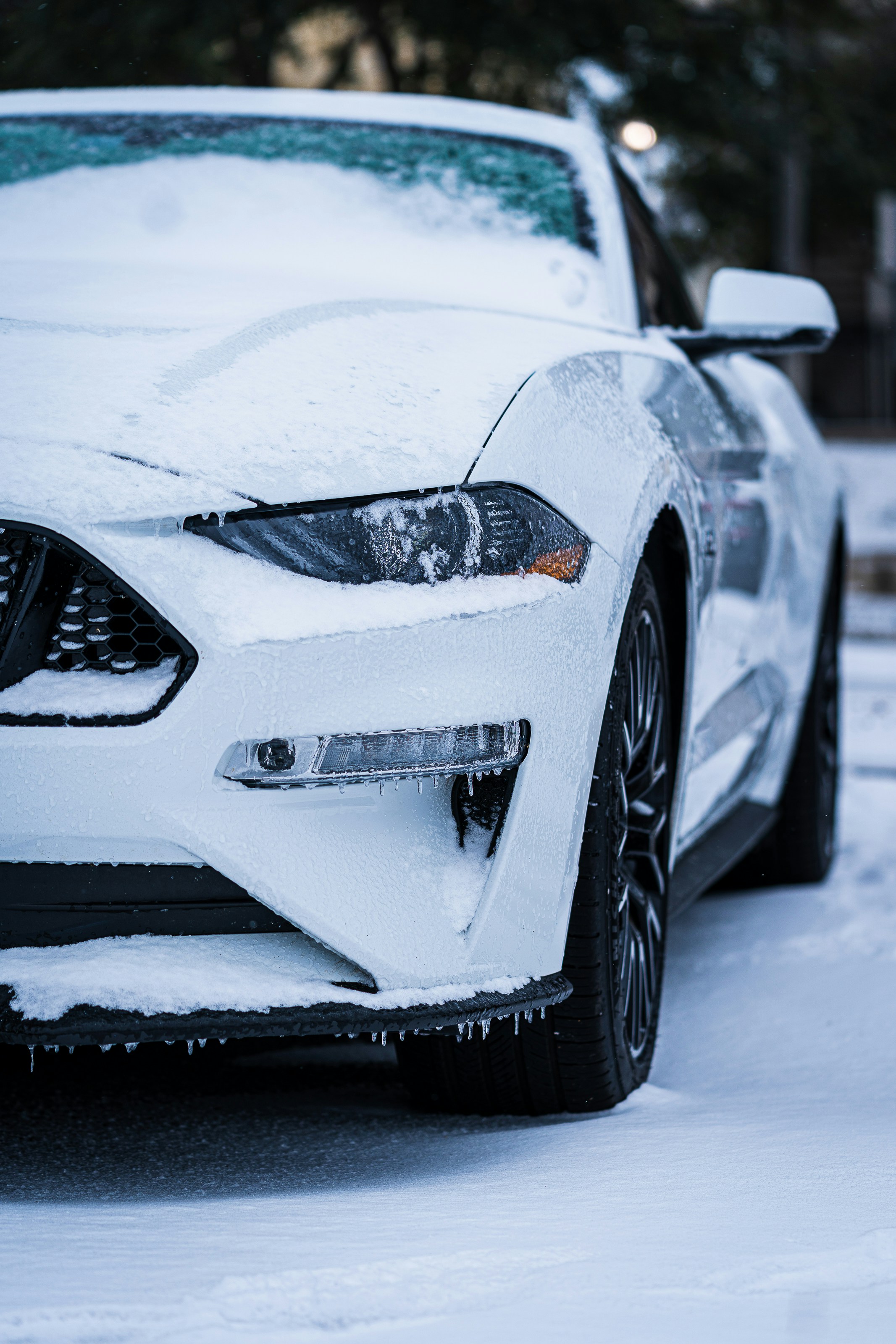 Essential Winter Tools for Your Car: Complete Cold-Weather Guide