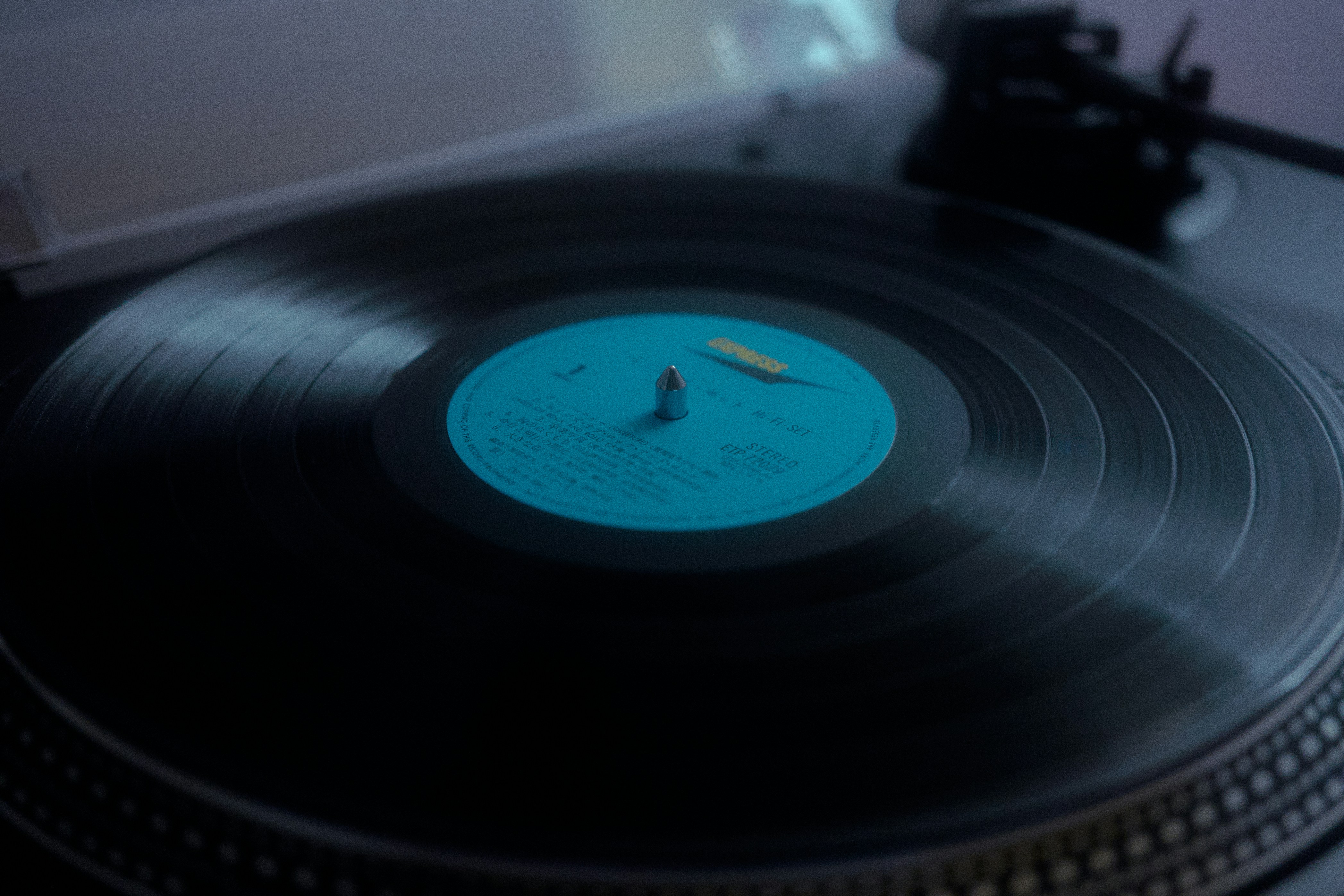 Image de Josh Baker marie groove analogique et beats modernes sur Dr Feel Right