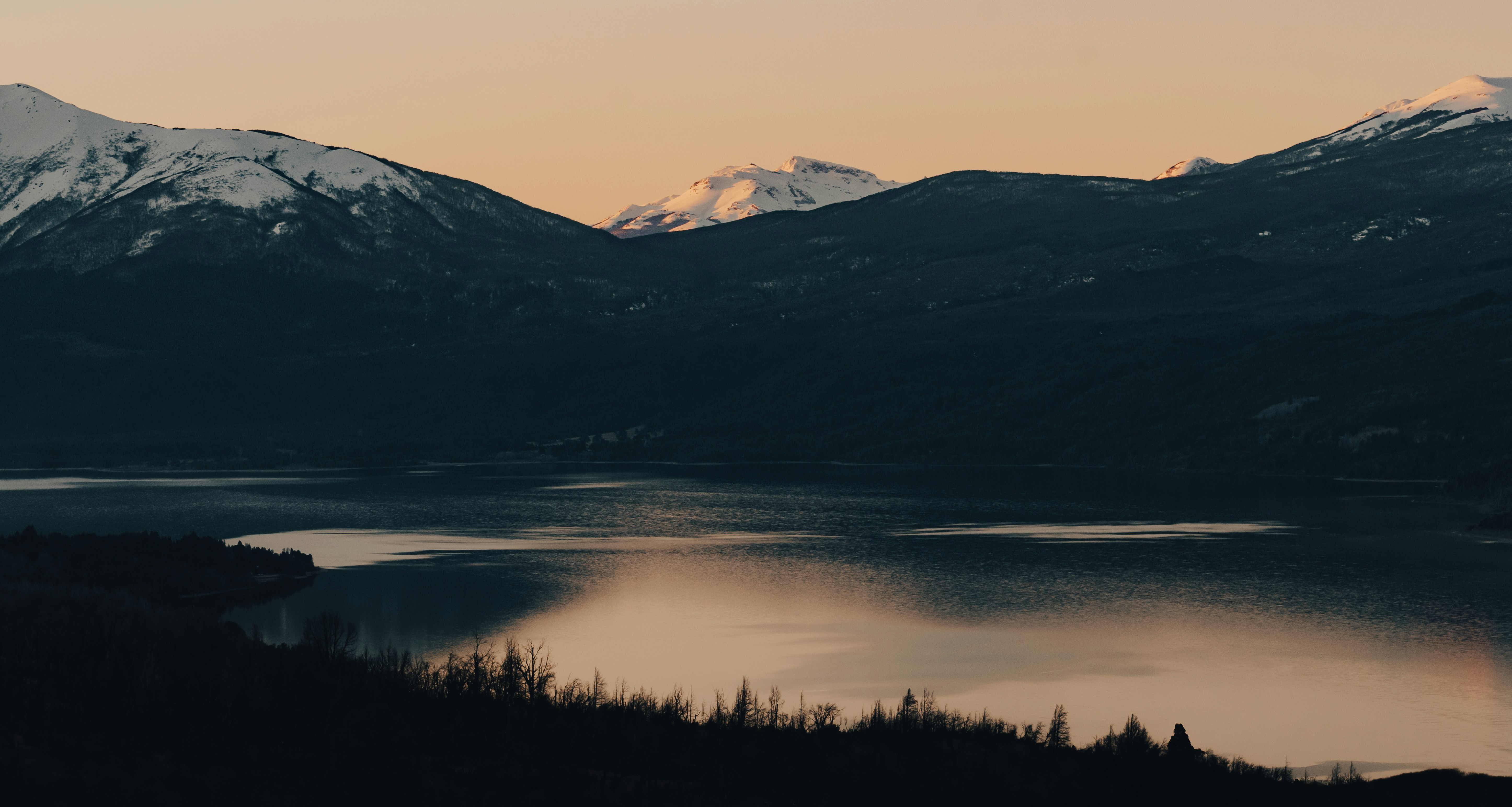 Photo by gasparzaldo