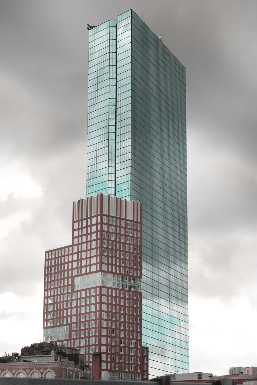 a very tall building with a sky background