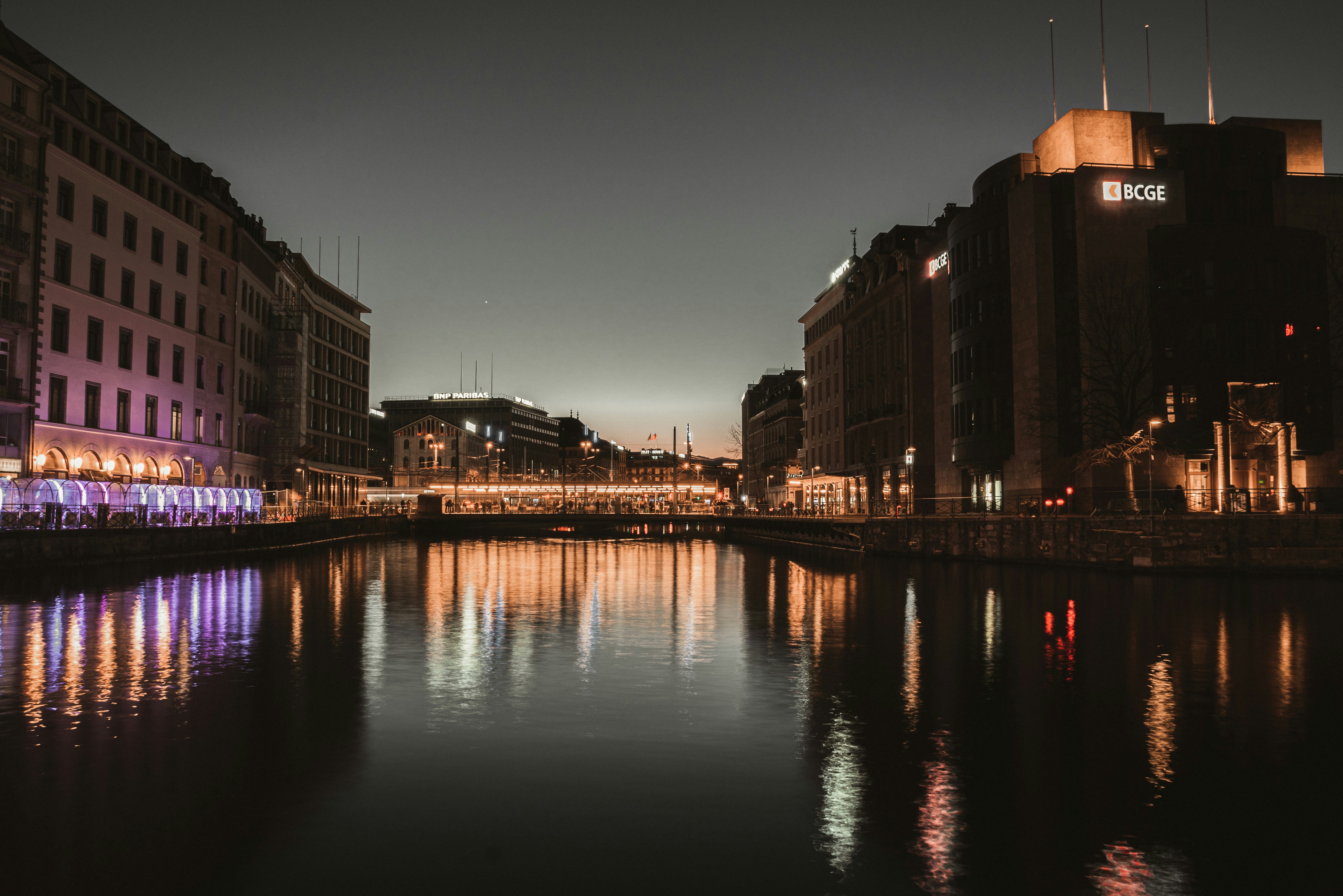 Photo by yigitarisoy