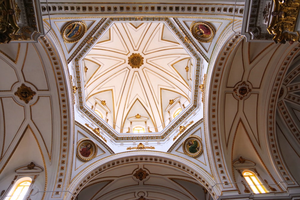the ceiling of a large church with a vaulted ceiling