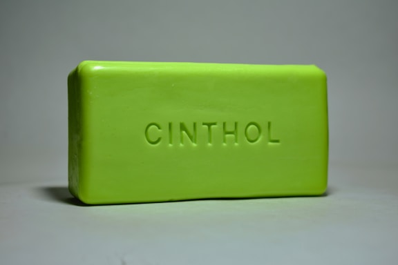 a green bar of soap with the word cinthol on it