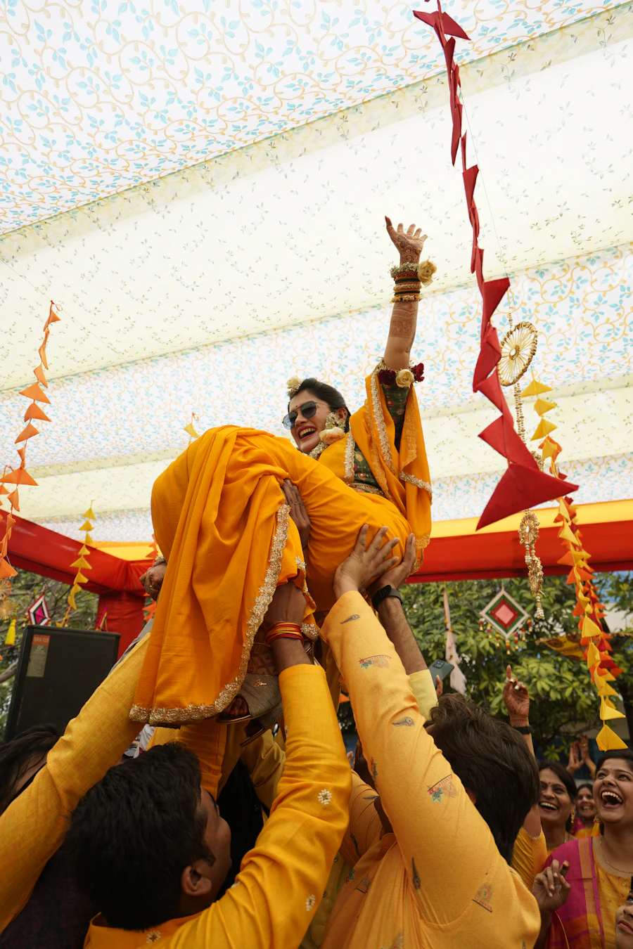 Decorative shagun thaali cover set for ceremonies